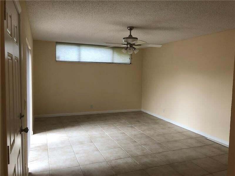 BOCA RIO NORTH - Residential Lease