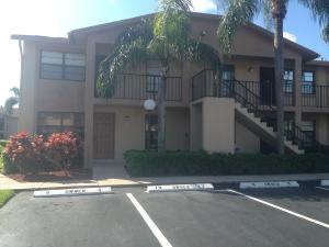 Cozy first floor corner unit condo. Great location. Great building. Home features 1 bed, 1 bath, pantry and steps away from the pool! Clubhouse, tennis, gym