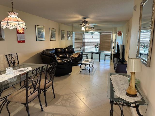 ORIOLE GARDENS - Residential