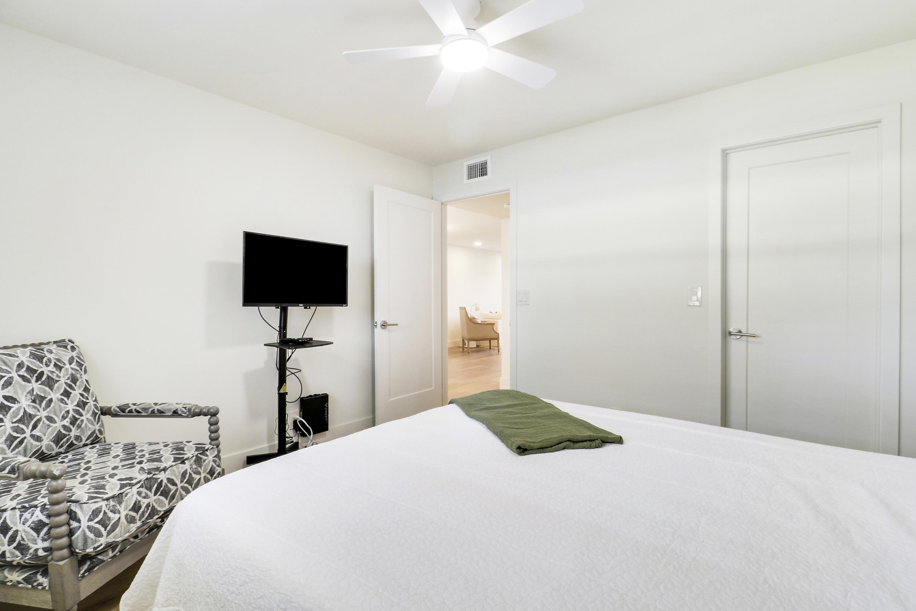 OCEAN HARBOUR CONDOMINIUM A - Residential