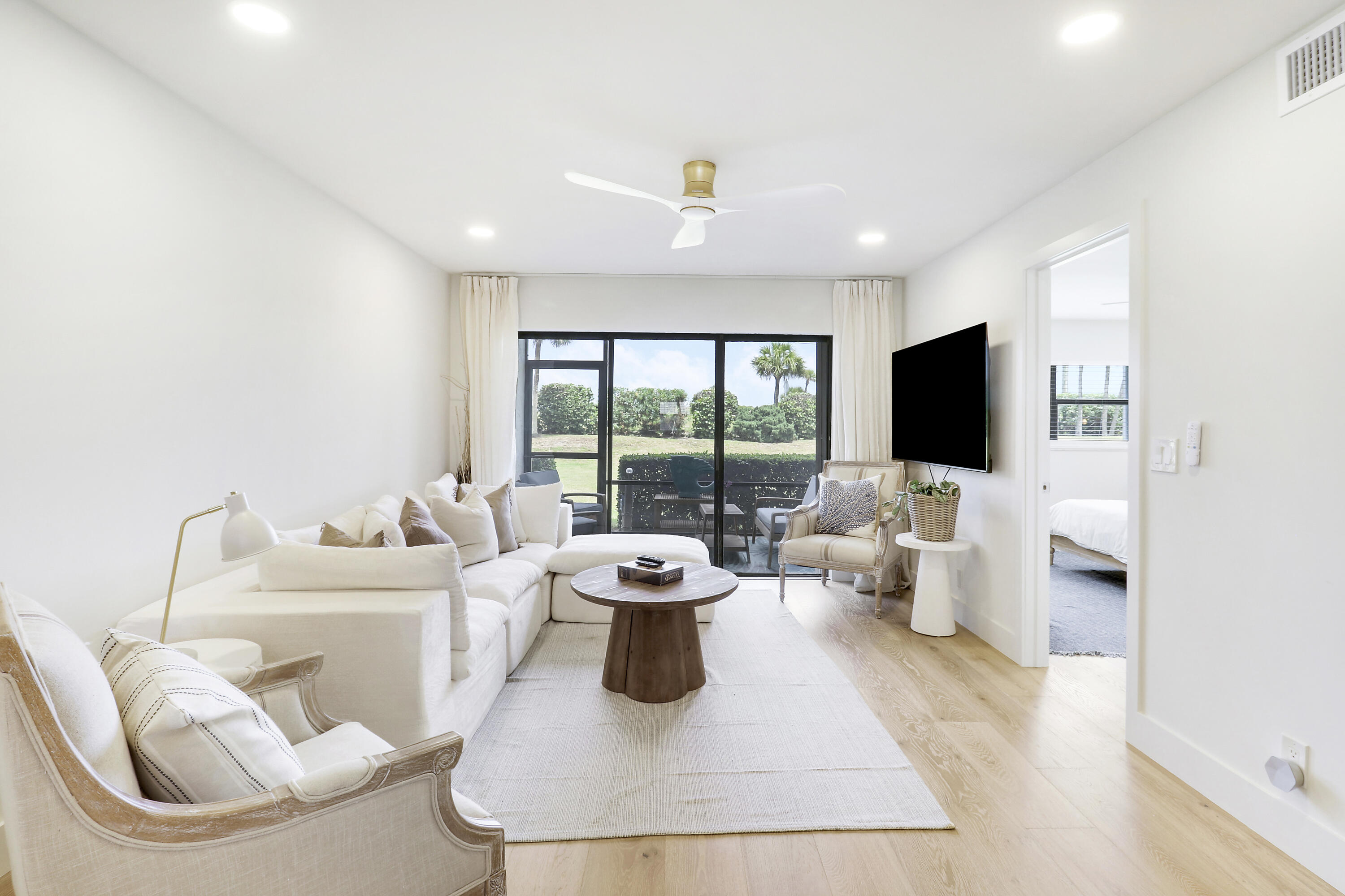 OCEAN HARBOUR CONDOMINIUM A - Residential