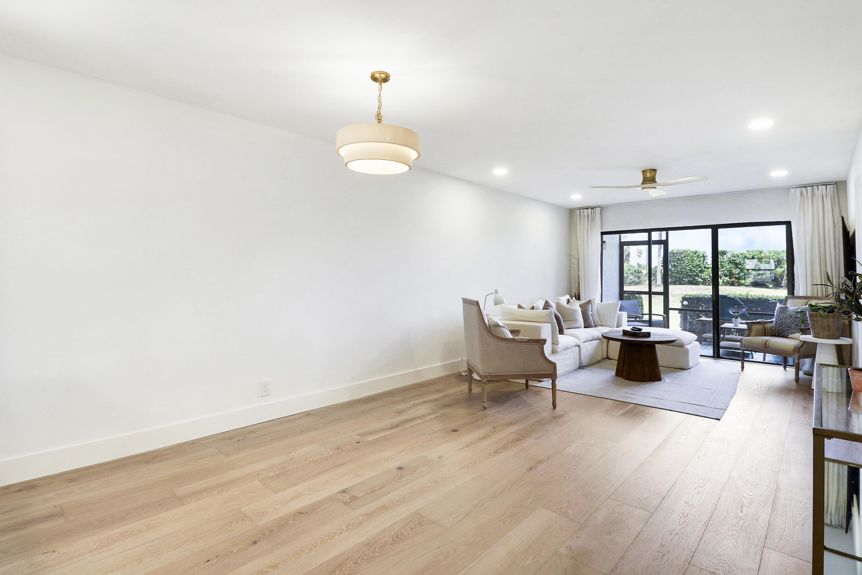 OCEAN HARBOUR CONDOMINIUM A - Residential