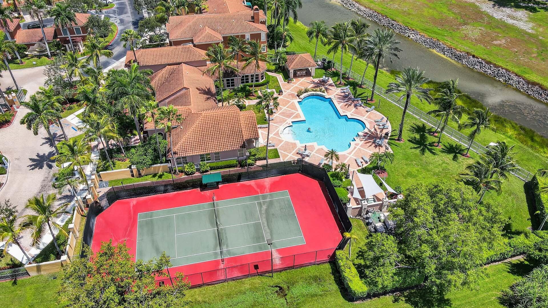 ST ANDREWS AT POLO CLUB CONDO - Residential