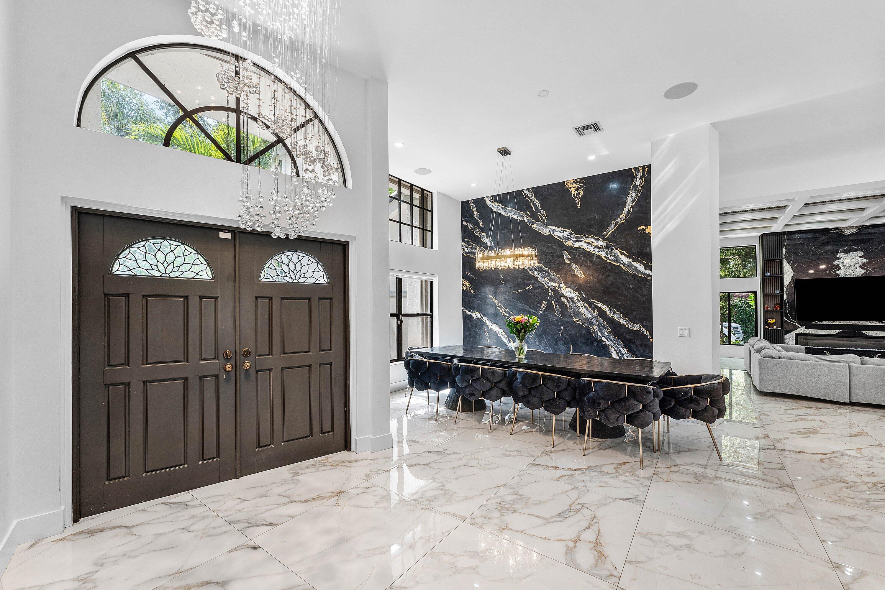 PARKLAND LAKES - Residential