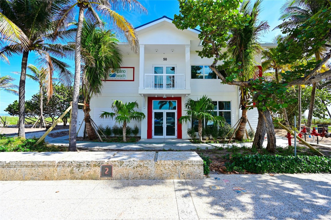 Silver Thatch - Residential