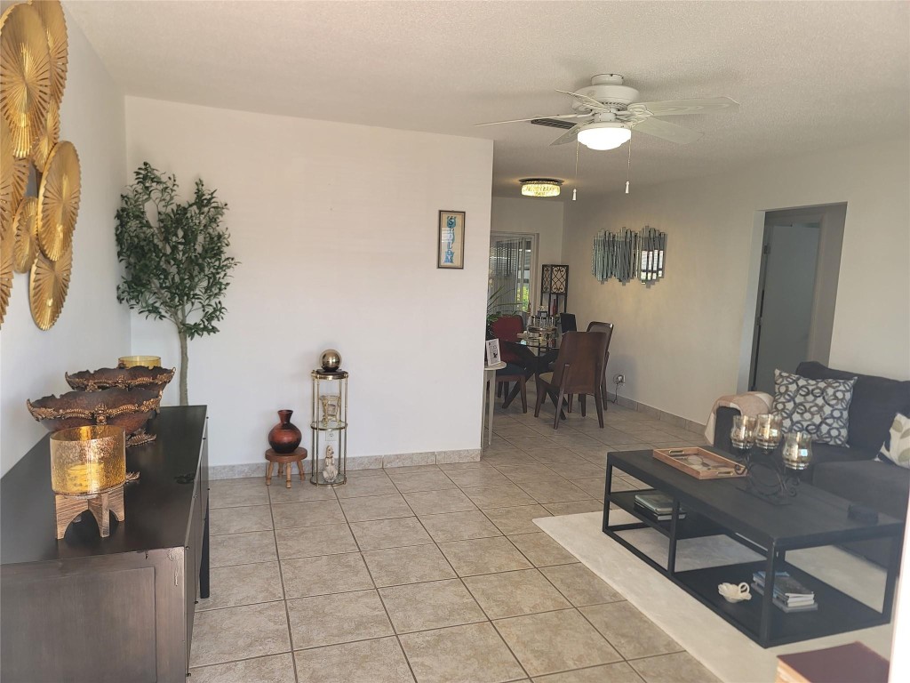 Paradise Gardens Sec 2 69 - Residential