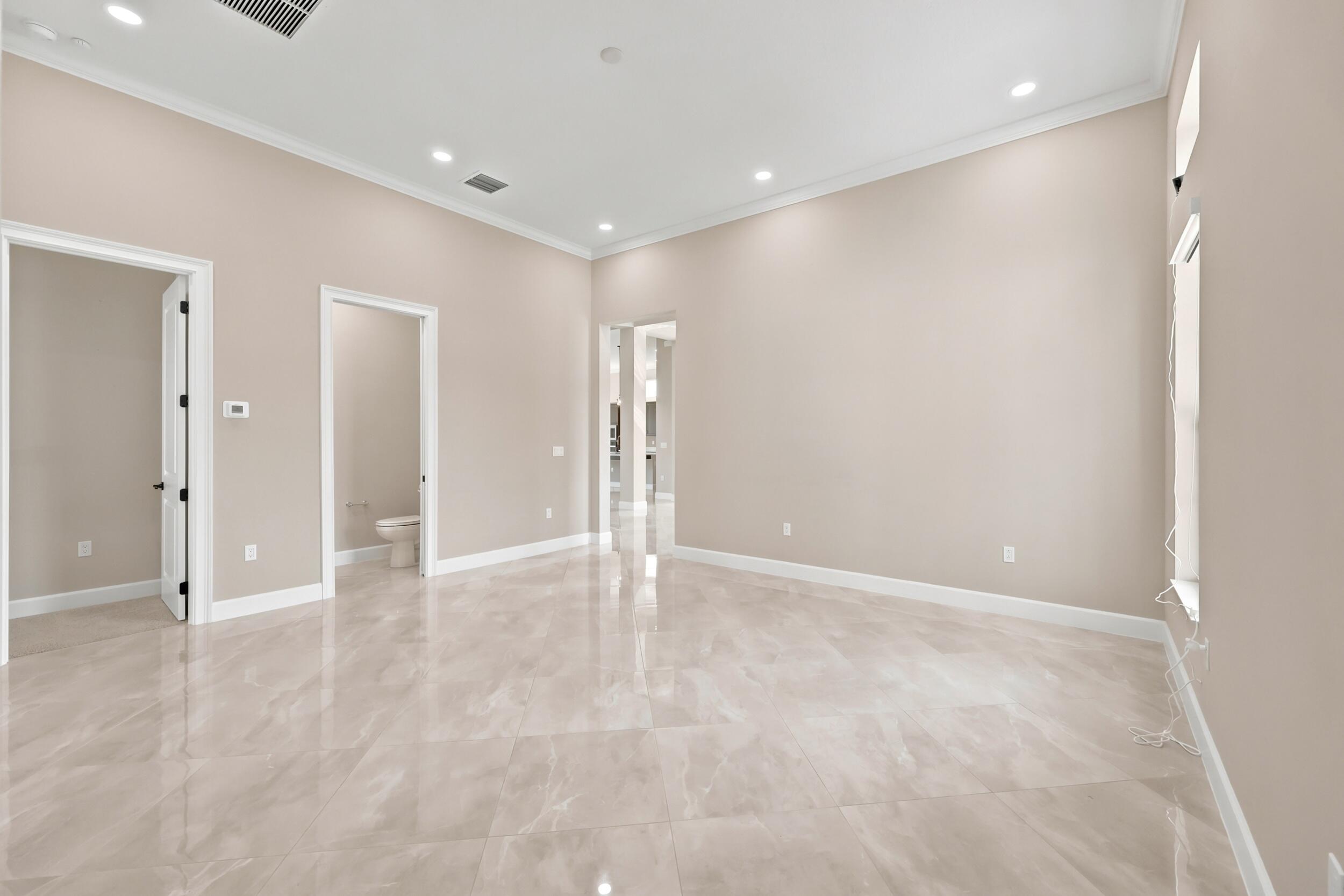 WOODLANDS OF WESTLAKE - Residential
