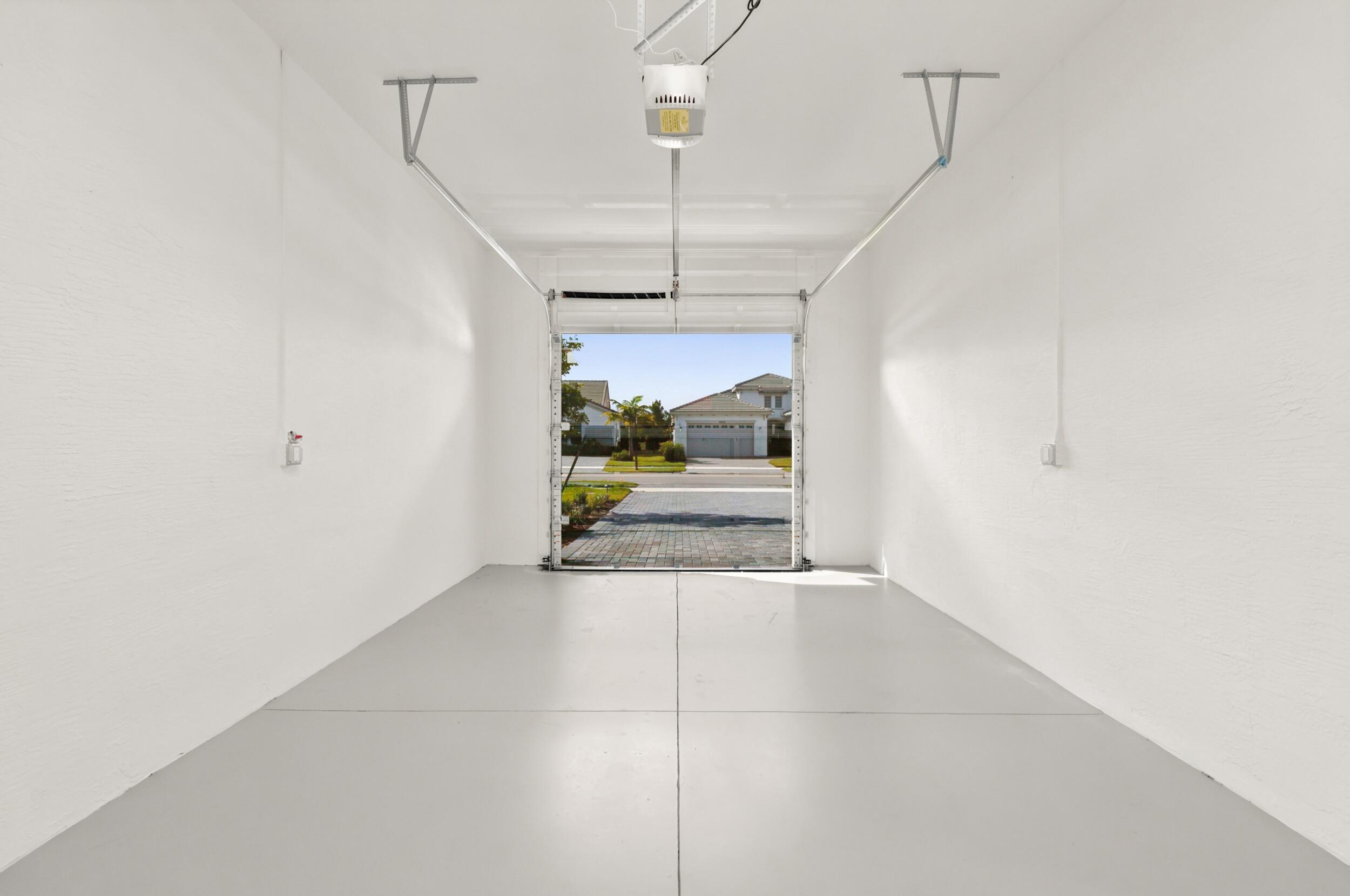 WOODLANDS OF WESTLAKE - Residential