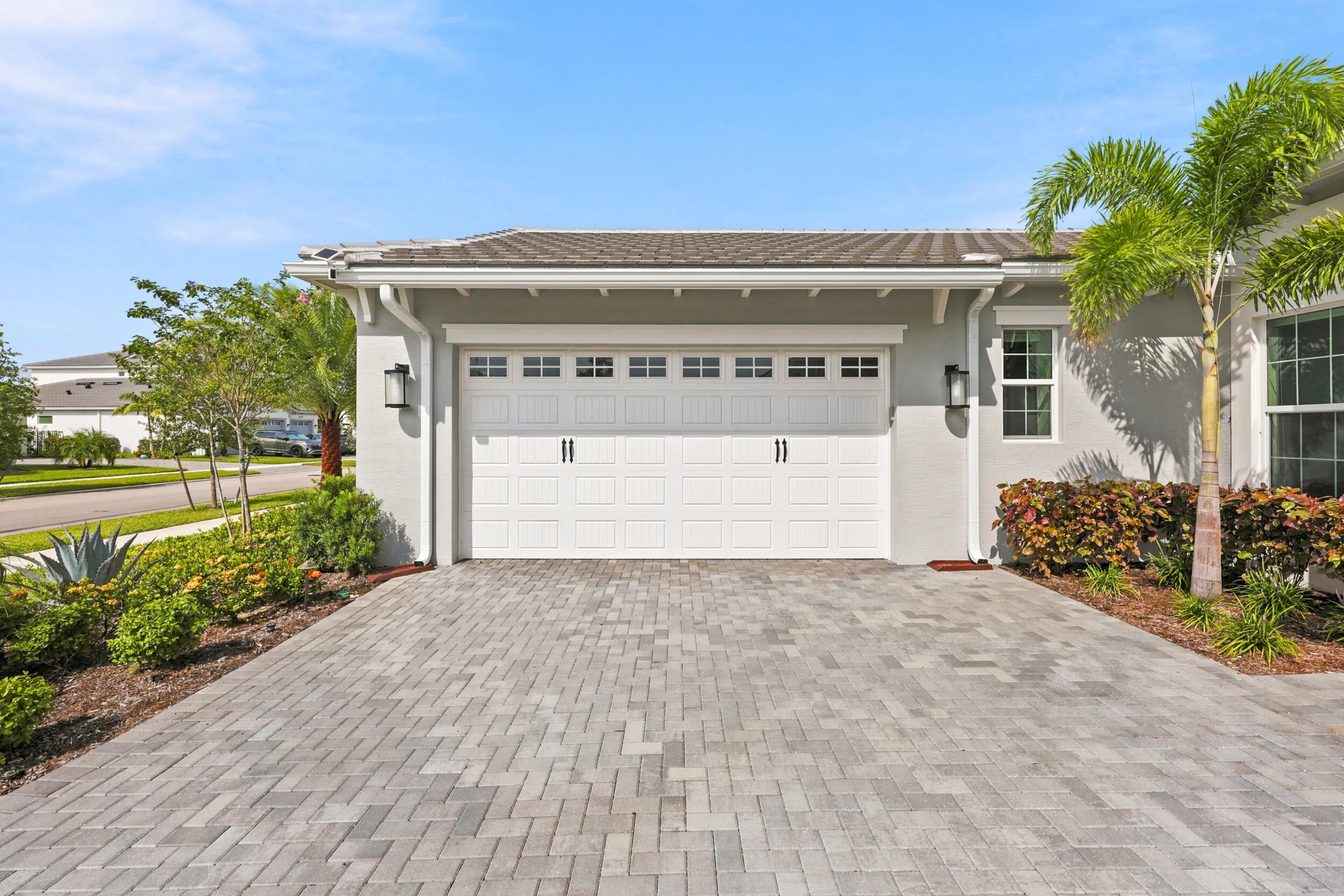 WOODLANDS OF WESTLAKE - Residential