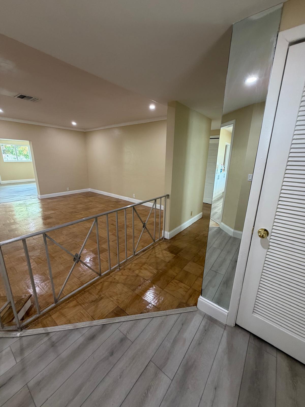 ROOSEVELT ESTATES - Residential