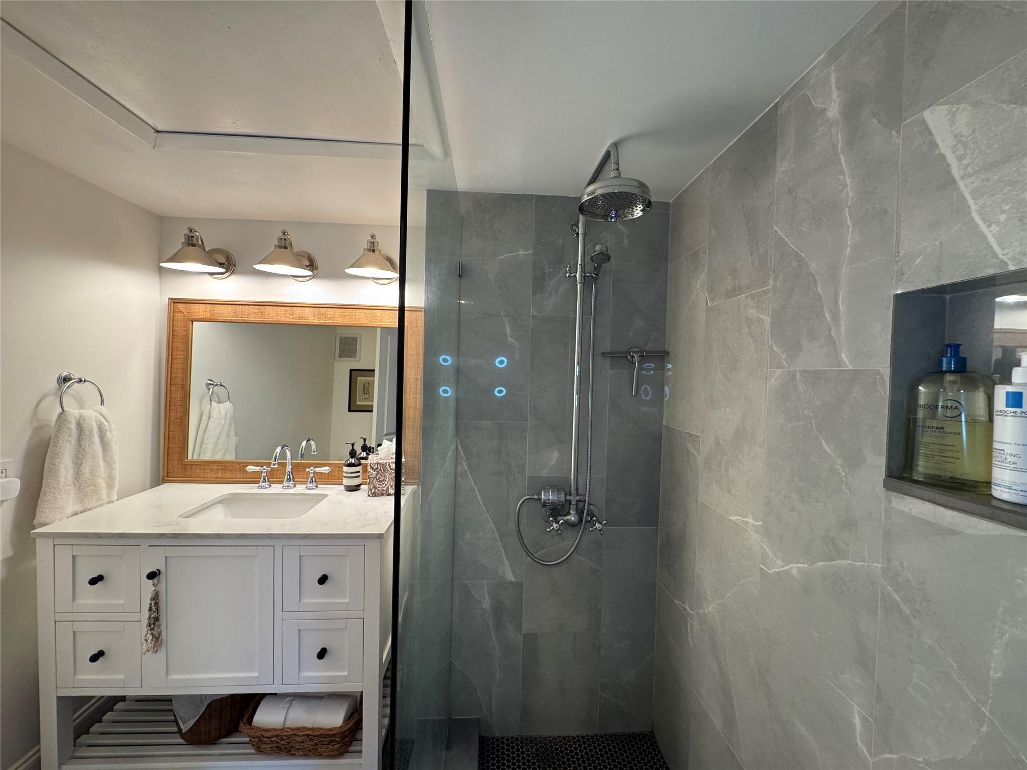 MANOR GROVE VILLAGE ONE - Residential
