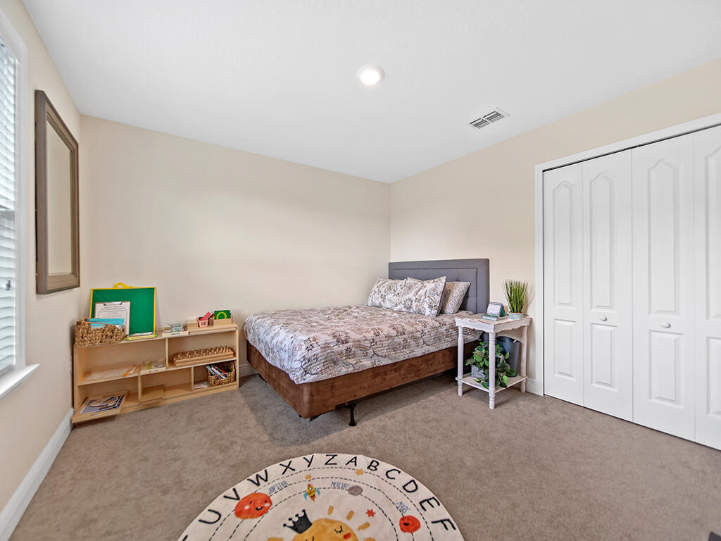 PORT ST LUCIE SECTION  34 - Residential Lease