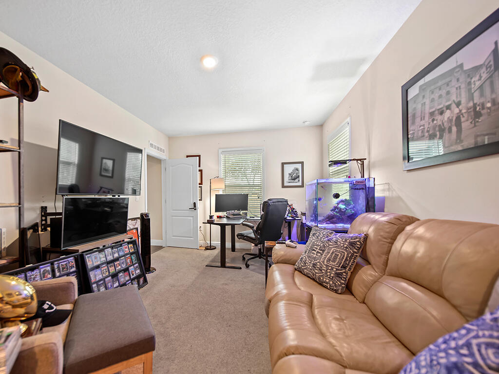 PORT ST LUCIE SECTION  34 - Residential Lease