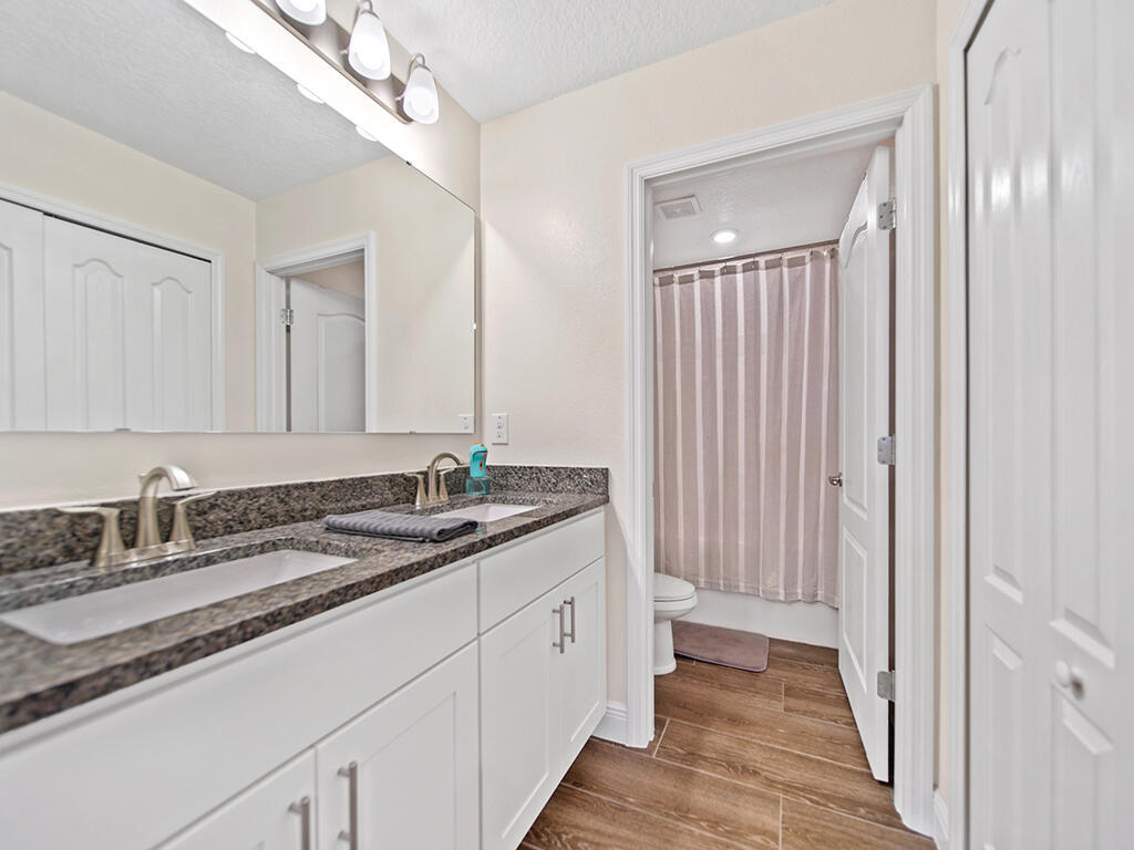 PORT ST LUCIE SECTION  34 - Residential Lease