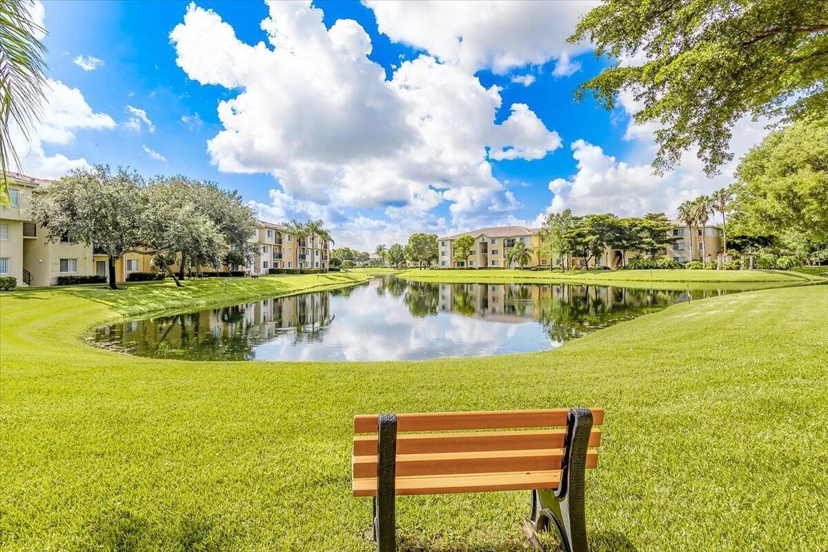 GRAND VIEW AT CRESTWOOD CONDO - Residential