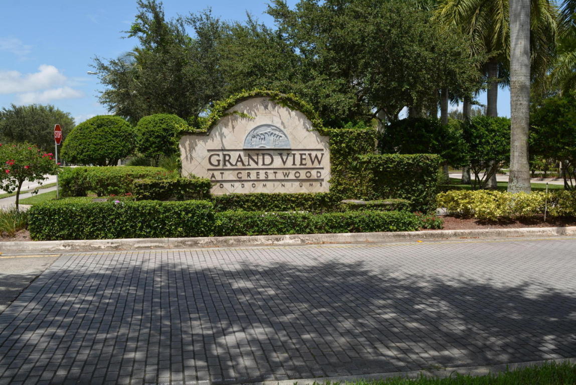 GRAND VIEW AT CRESTWOOD CONDO - Residential