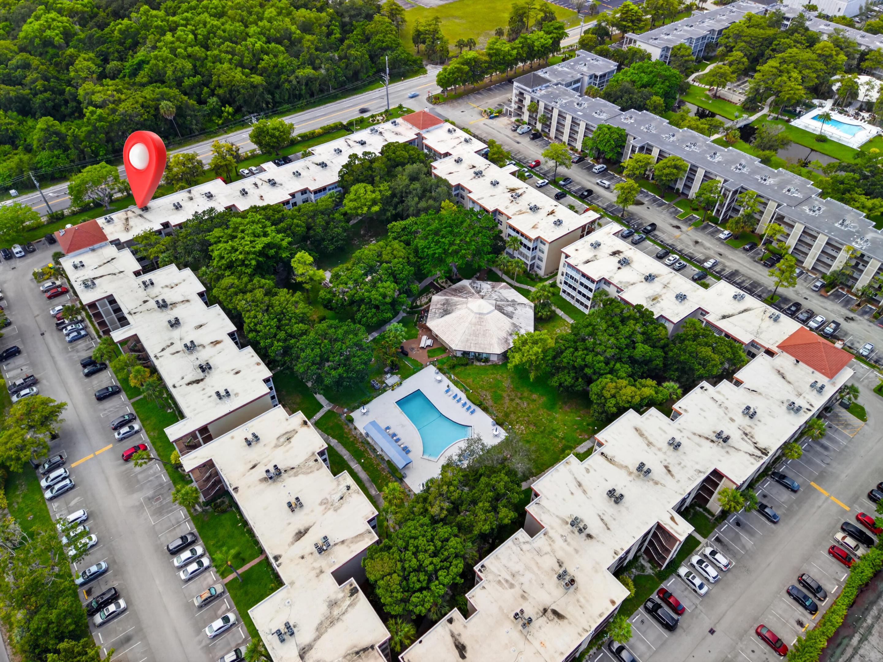 CYPRESS CHASE CONDO NO 7 - Residential
