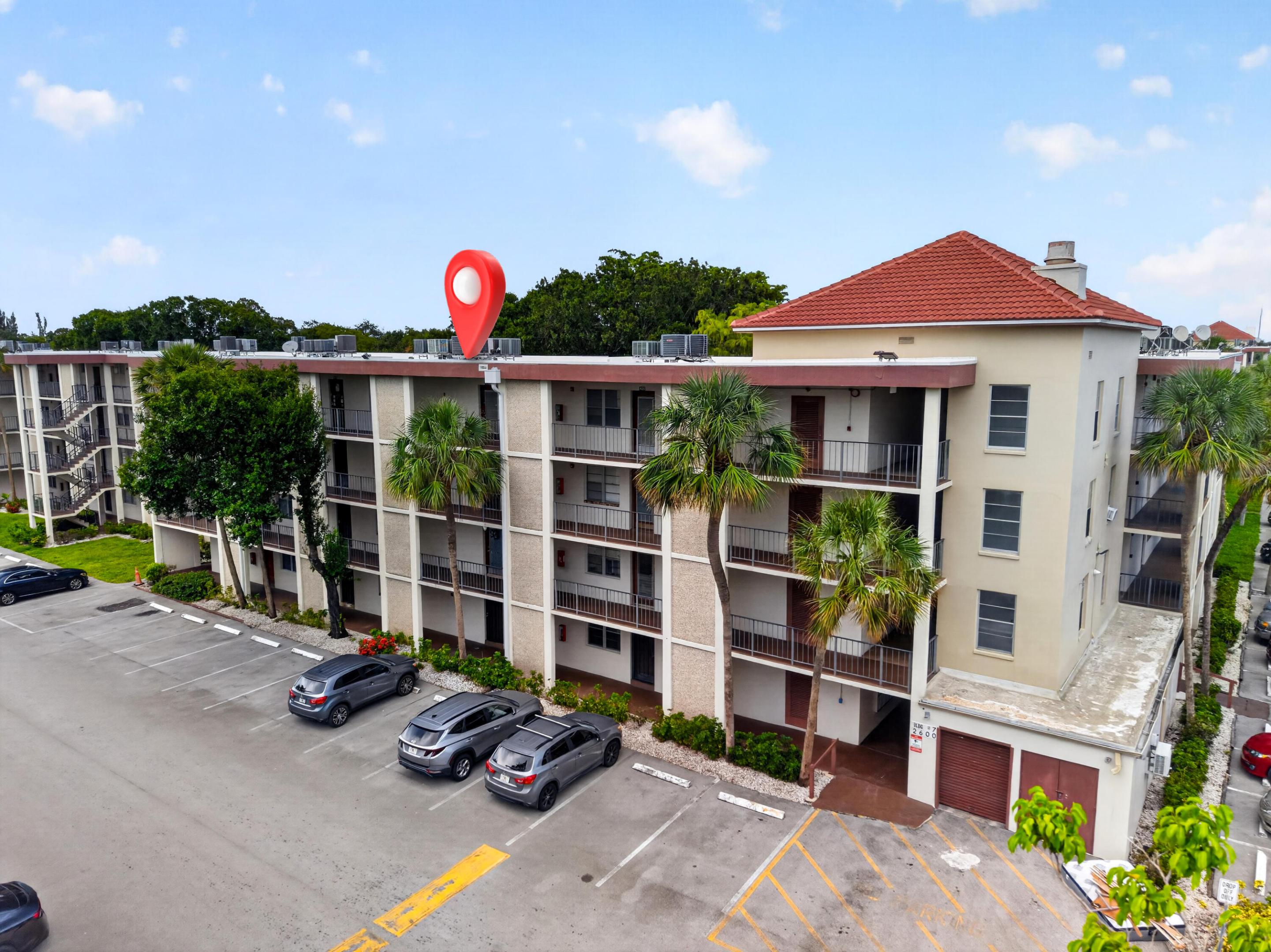 CYPRESS CHASE CONDO NO 7 - Residential