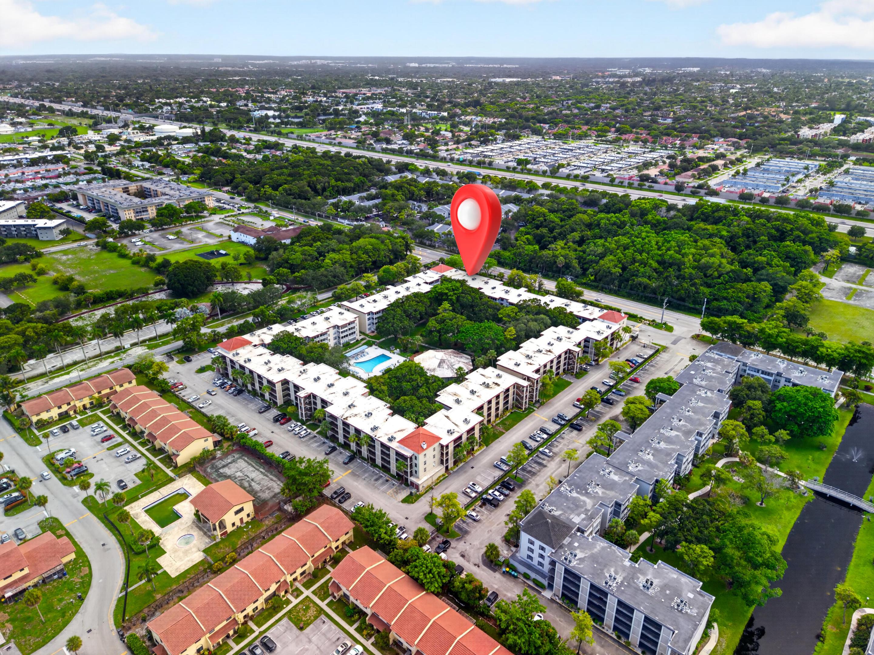 CYPRESS CHASE CONDO NO 7 - Residential
