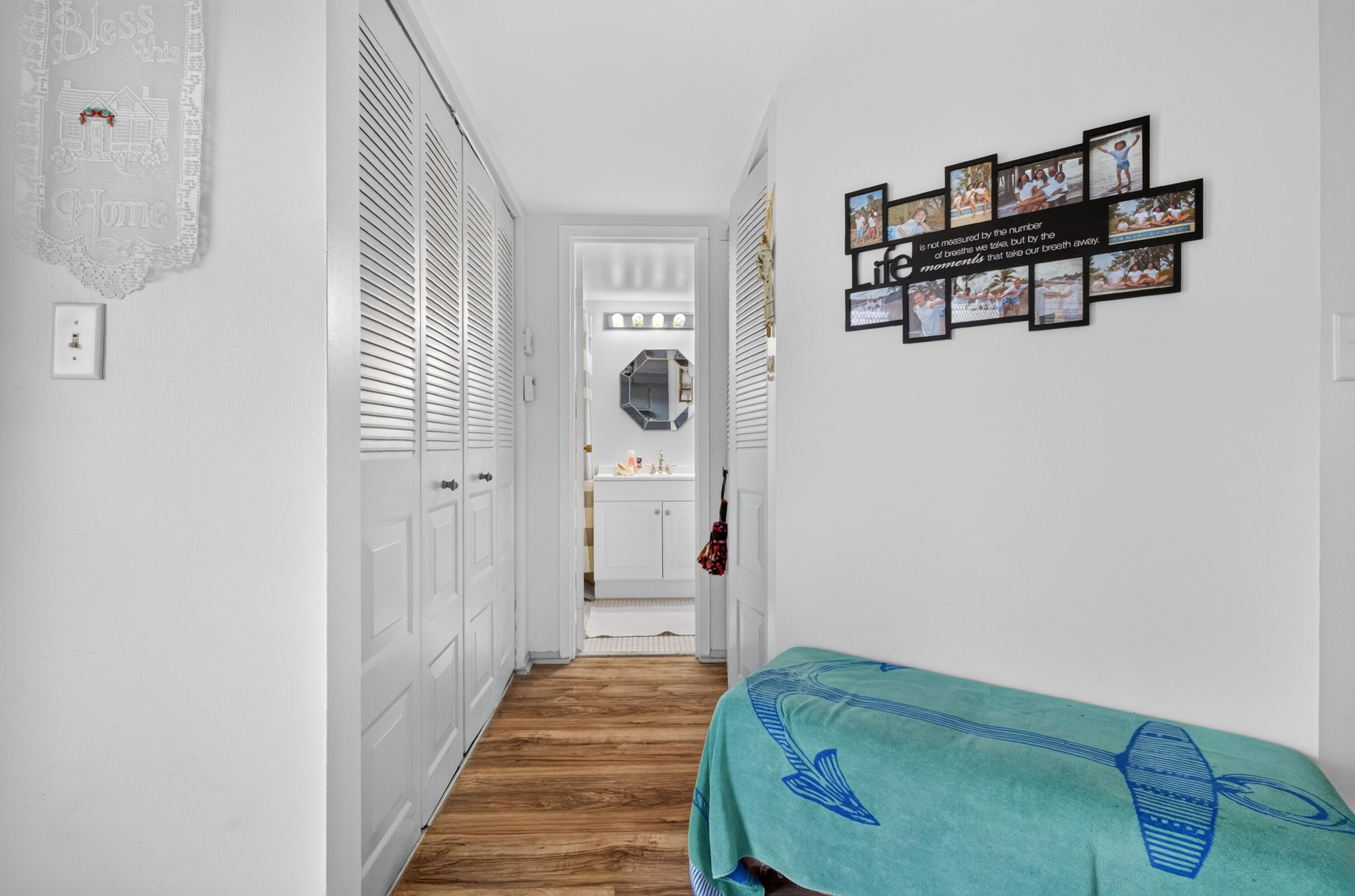 CYPRESS CHASE CONDO NO 7 - Residential