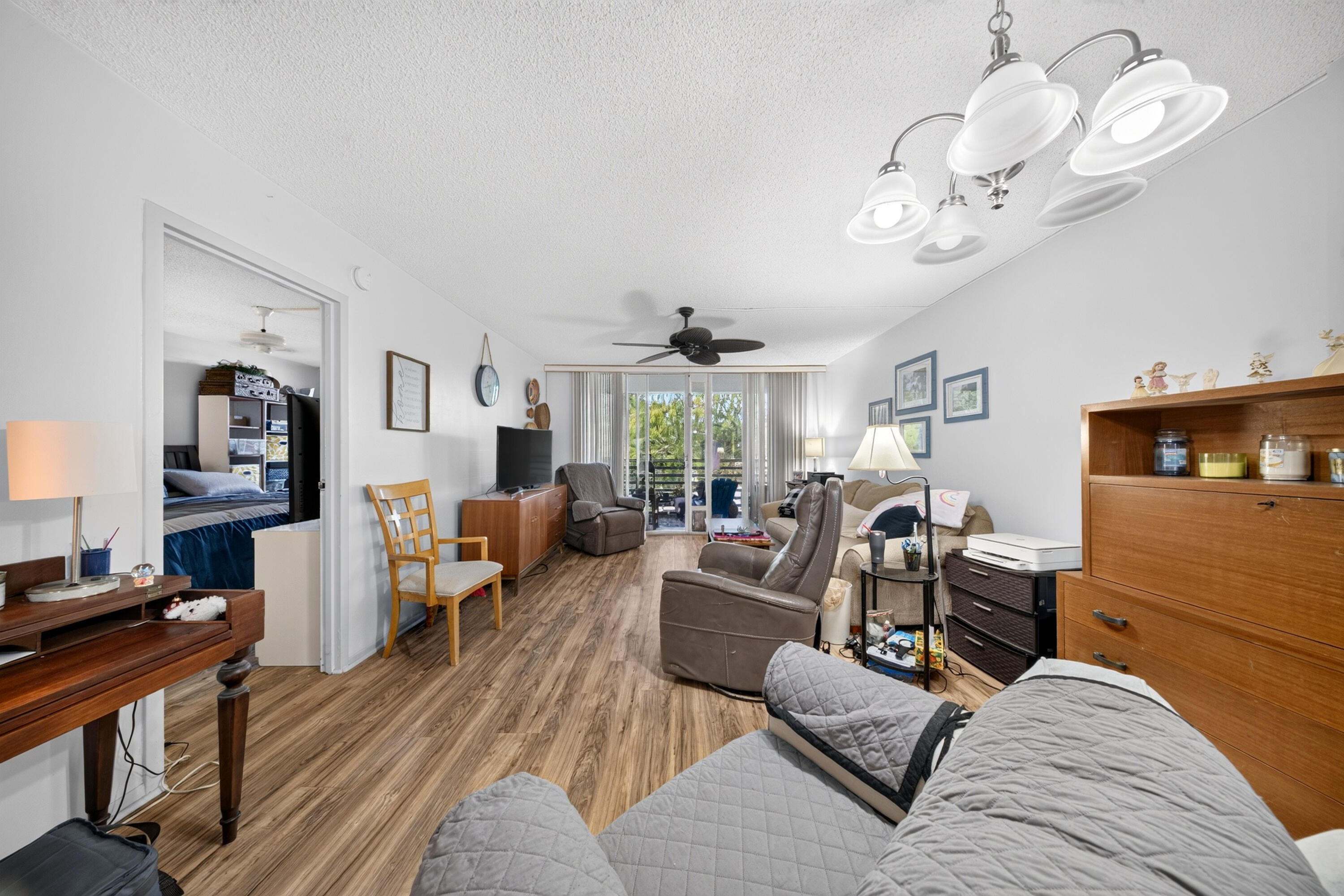 CYPRESS CHASE CONDO NO 7 - Residential