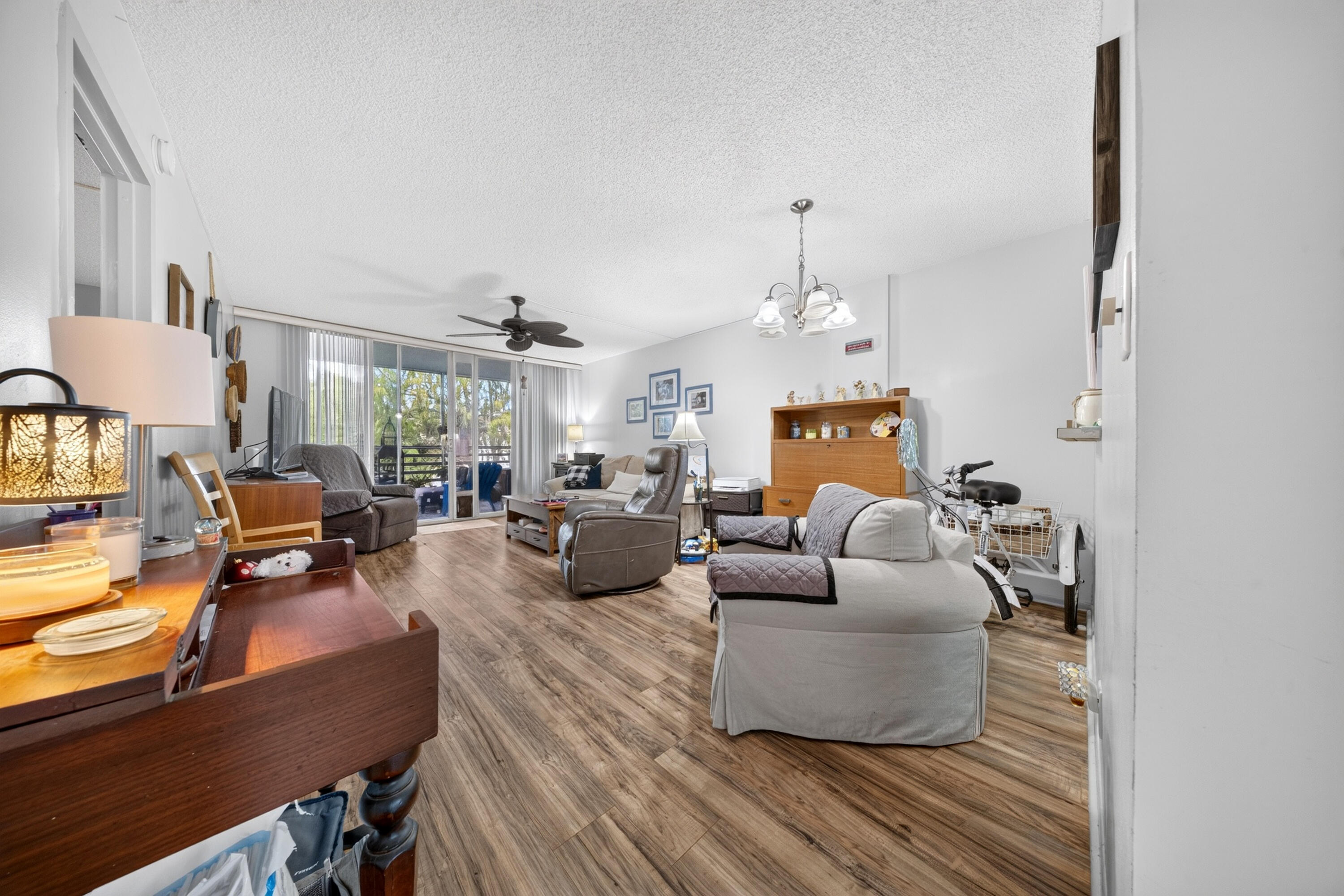 CYPRESS CHASE CONDO NO 7 - Residential
