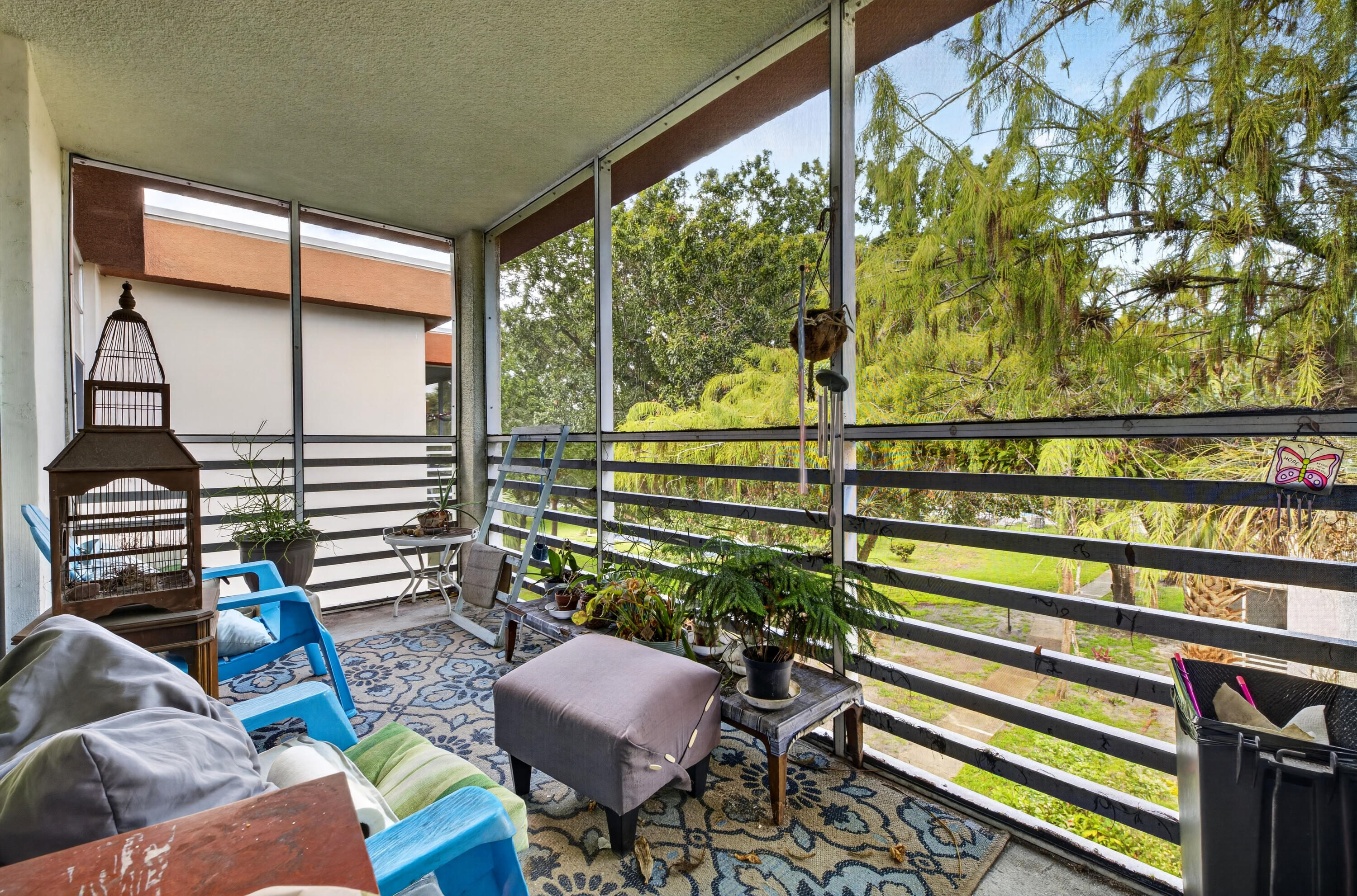 CYPRESS CHASE CONDO NO 7 - Residential