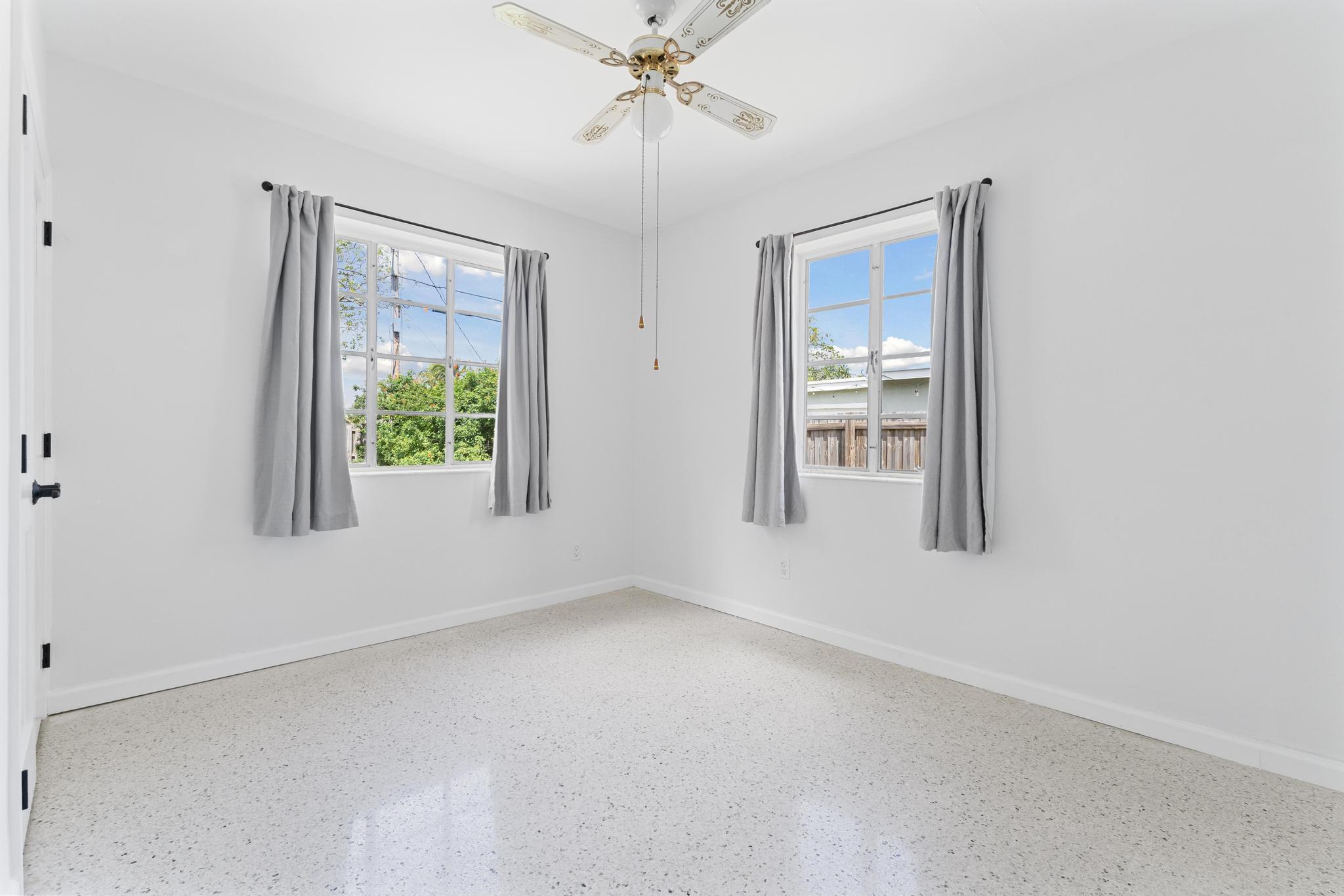 BROADMOOR SEC 4 - Residential Lease