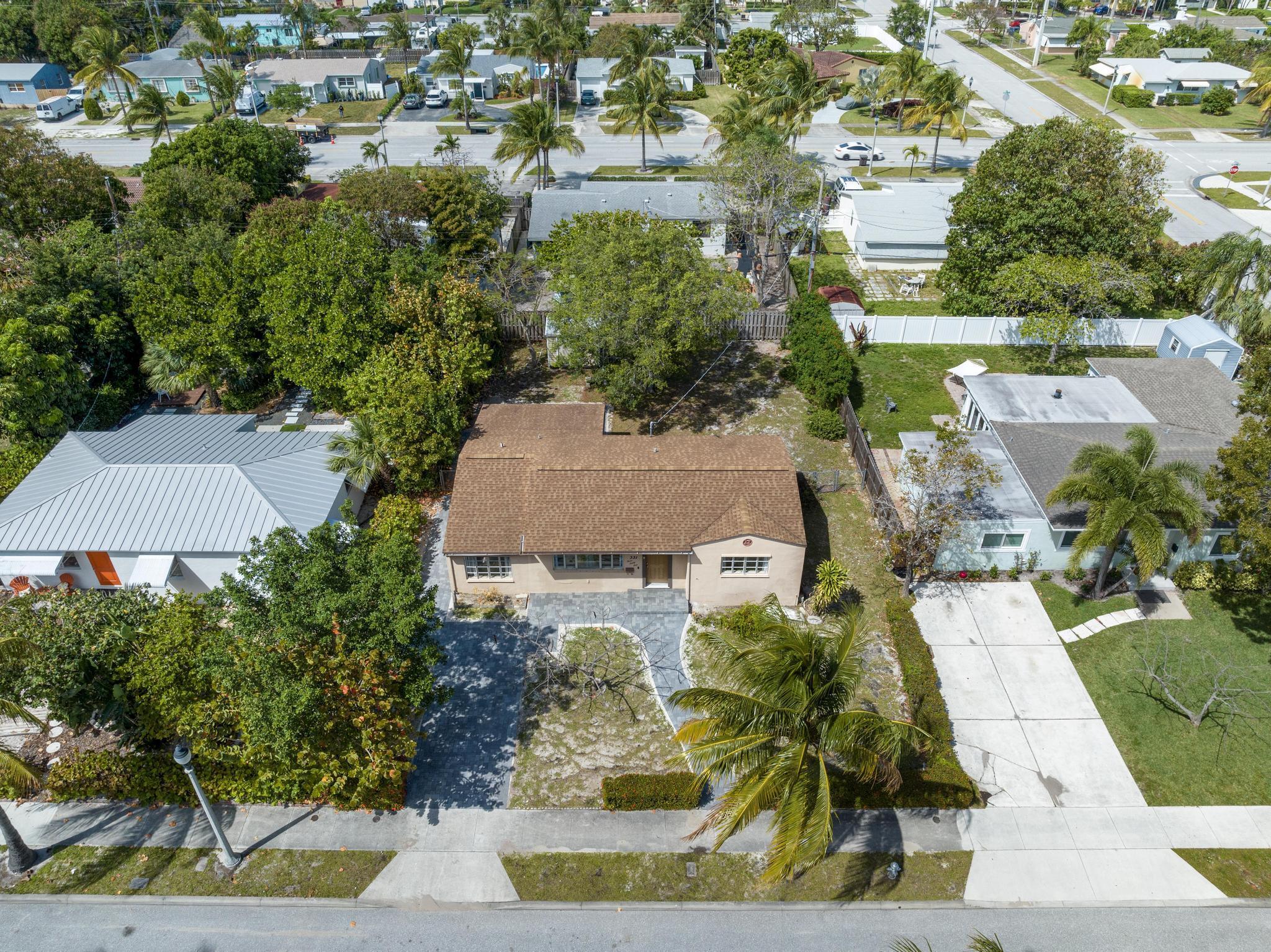 BROADMOOR SEC 4 - Residential Lease