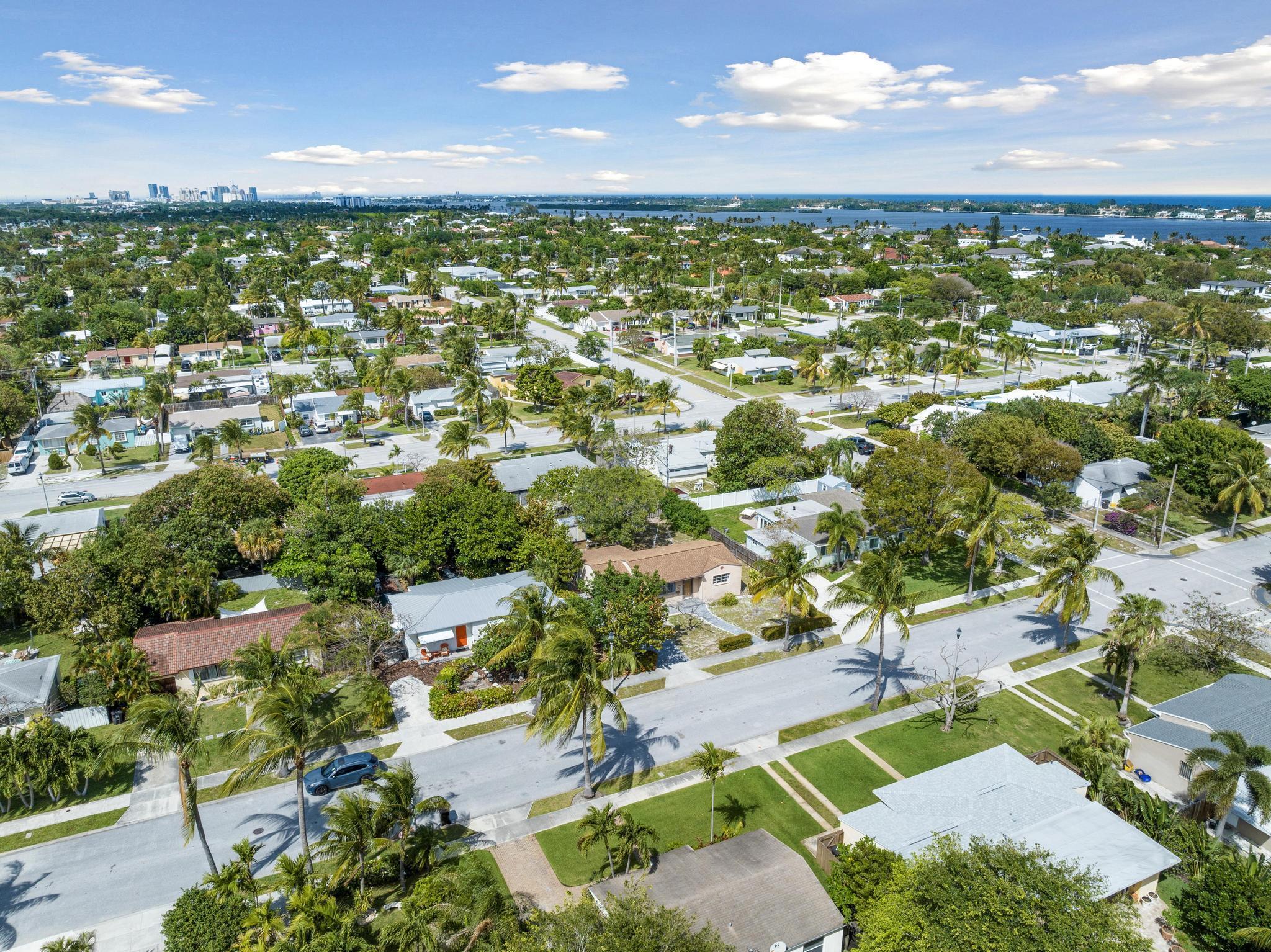 BROADMOOR SEC 4 - Residential Lease