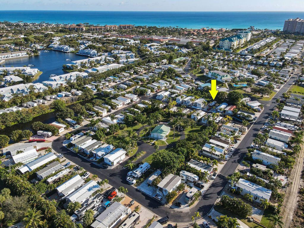 YOGI-BY-THE-SEA CONDO - Land