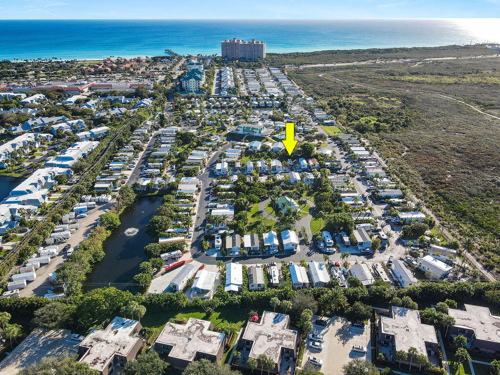 YOGI-BY-THE-SEA CONDO - Land