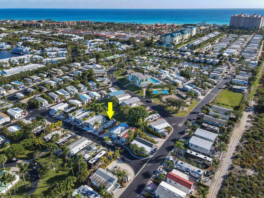 YOGI-BY-THE-SEA CONDO - Land