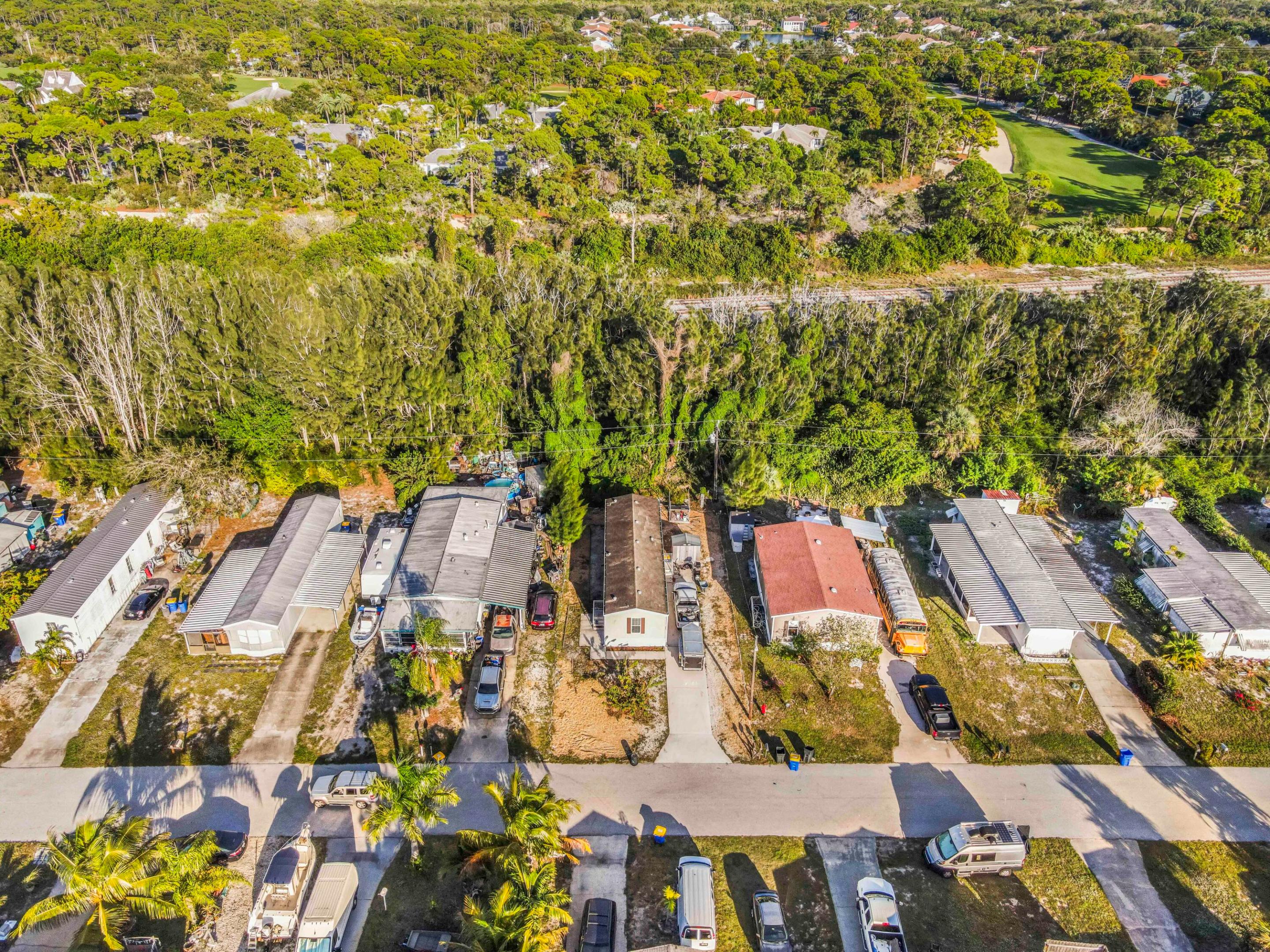 RIDGEWAY MOBILE HOME - Residential