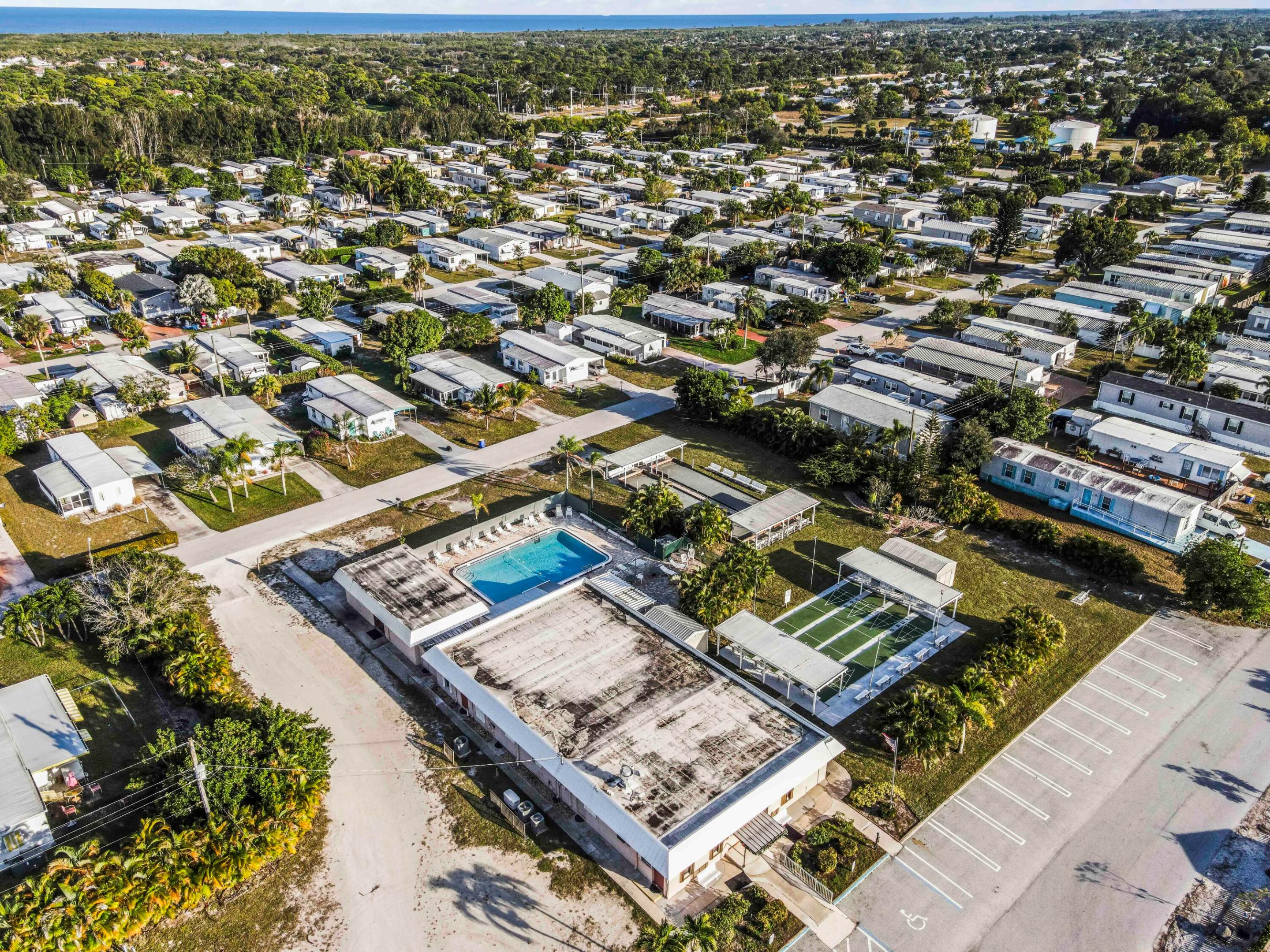 RIDGEWAY MOBILE HOME - Residential