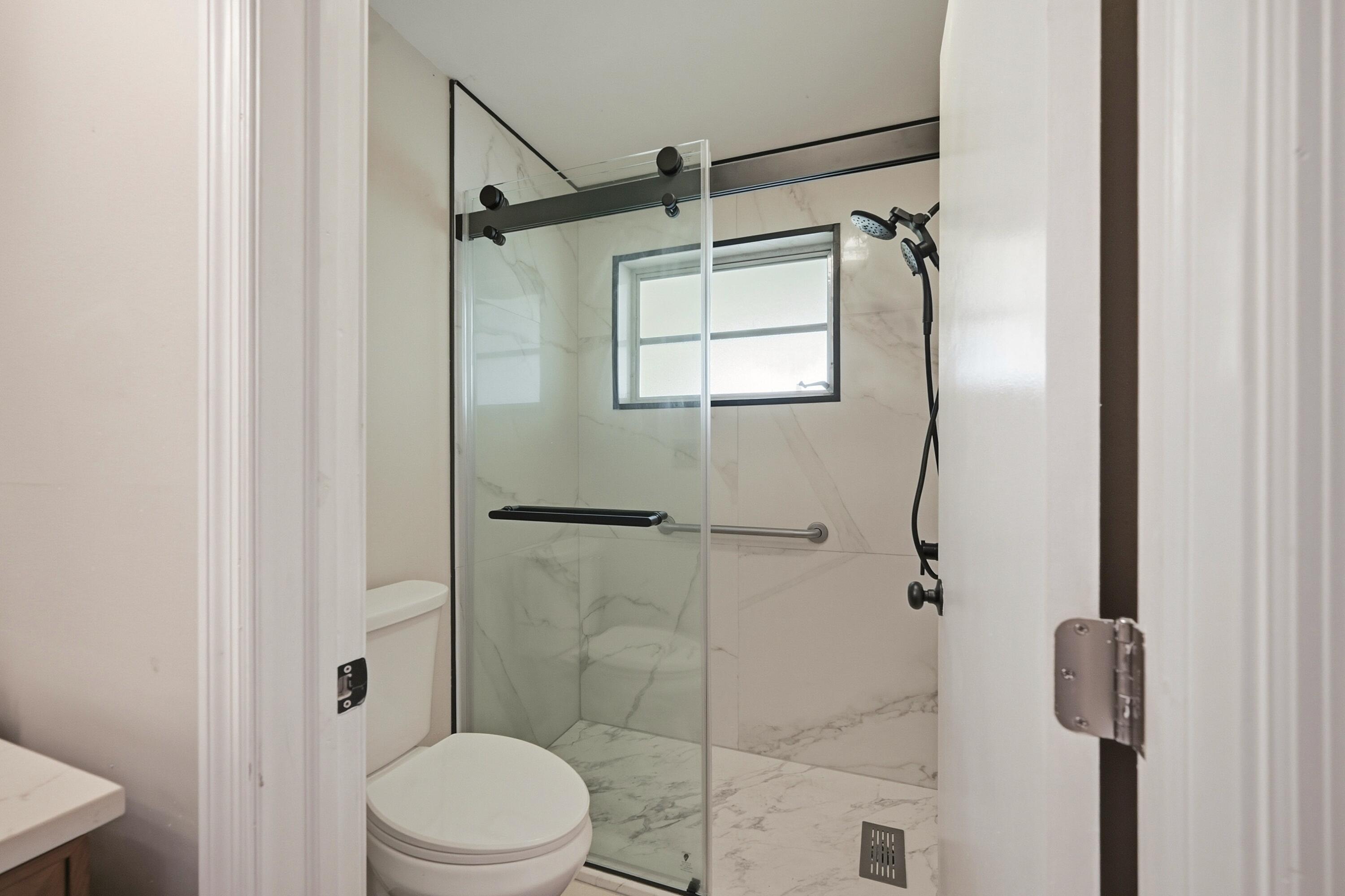 HIGH POINT CONDO SEC 4 - Residential