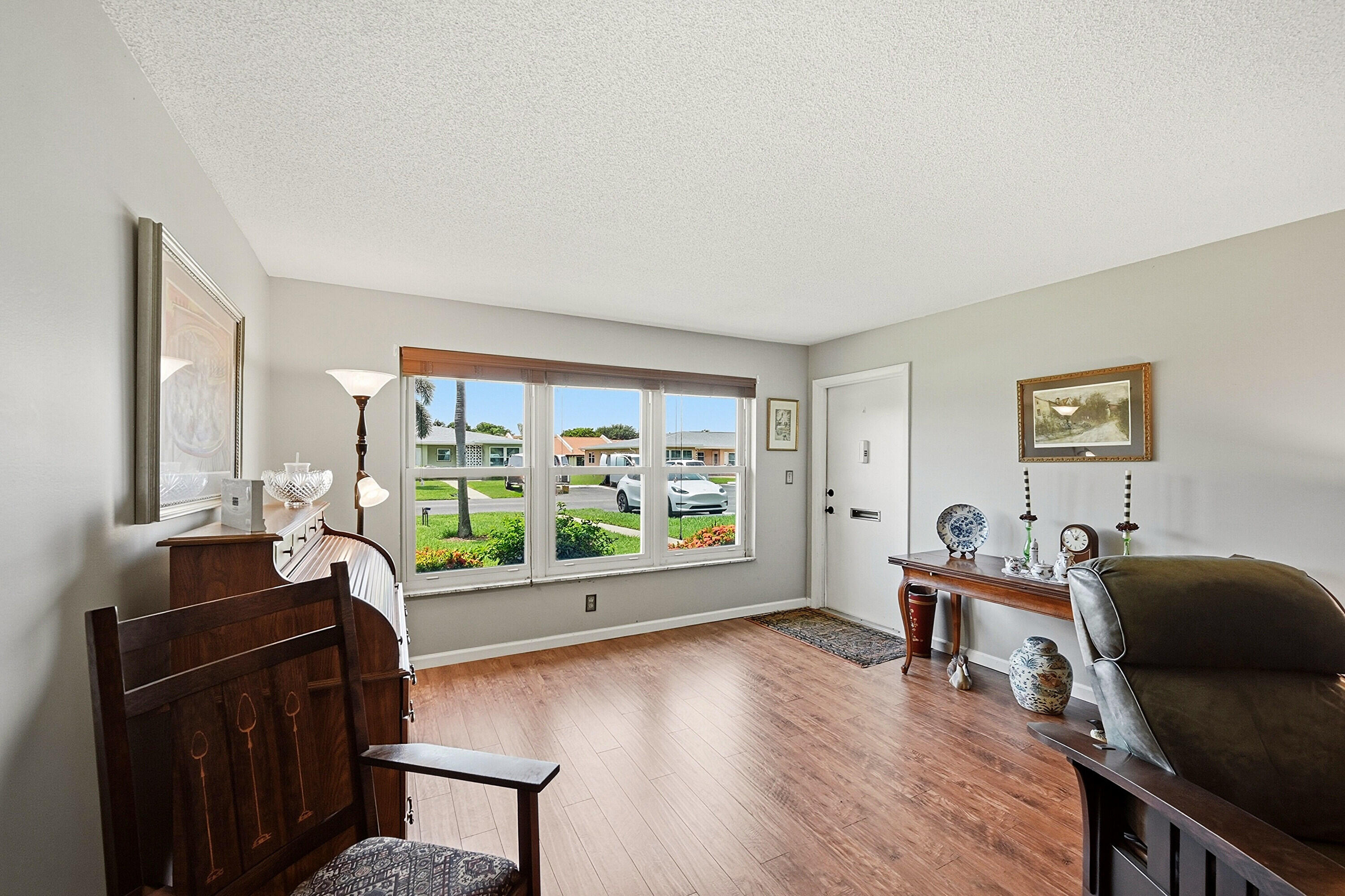 HIGH POINT CONDO SEC 4 - Residential