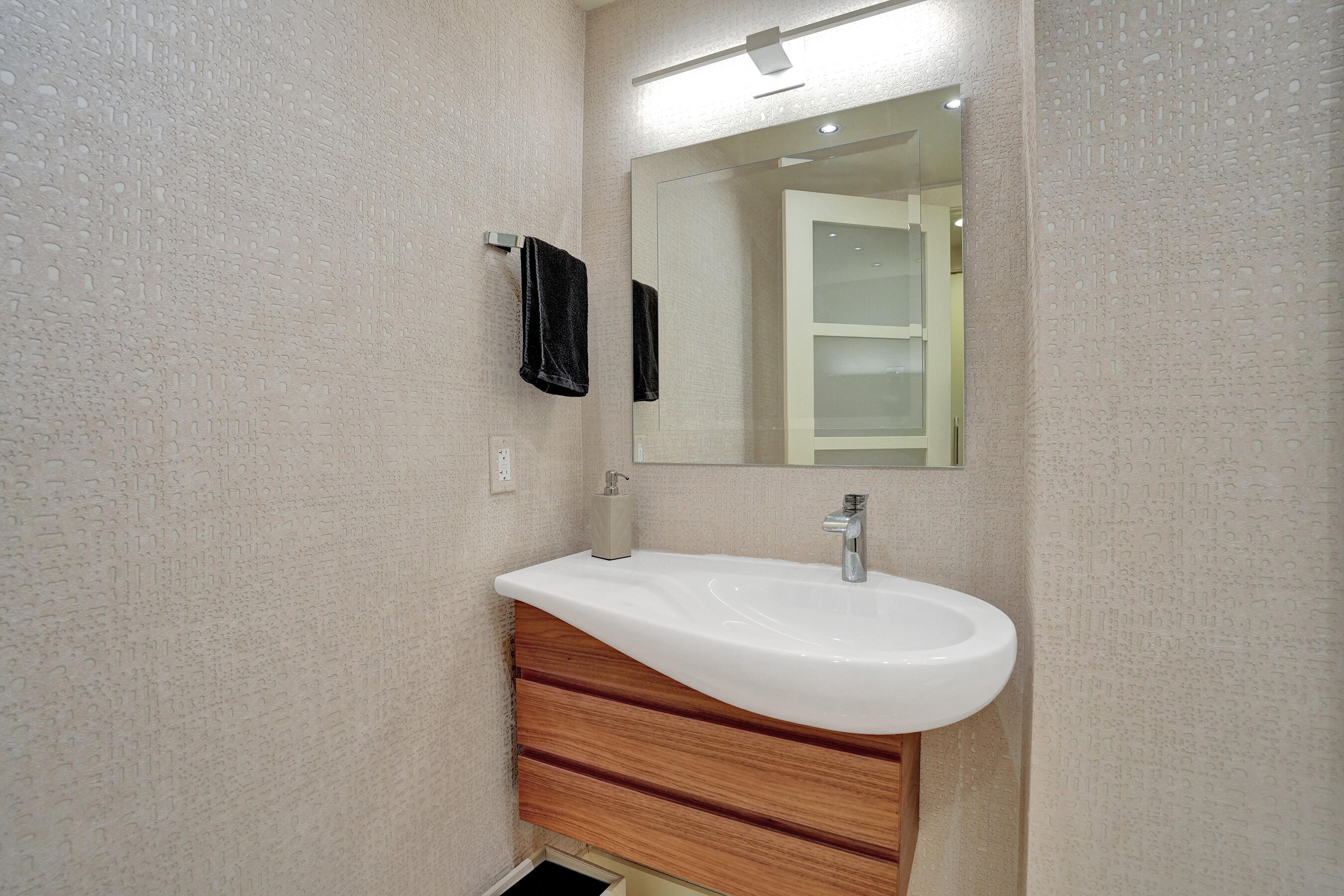 LAS OLAS RIVER HOUSE CONDO - Residential