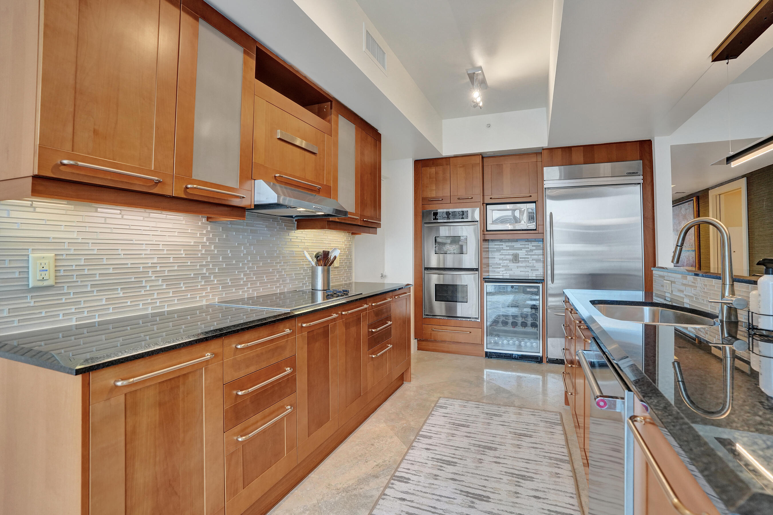 LAS OLAS RIVER HOUSE CONDO - Residential
