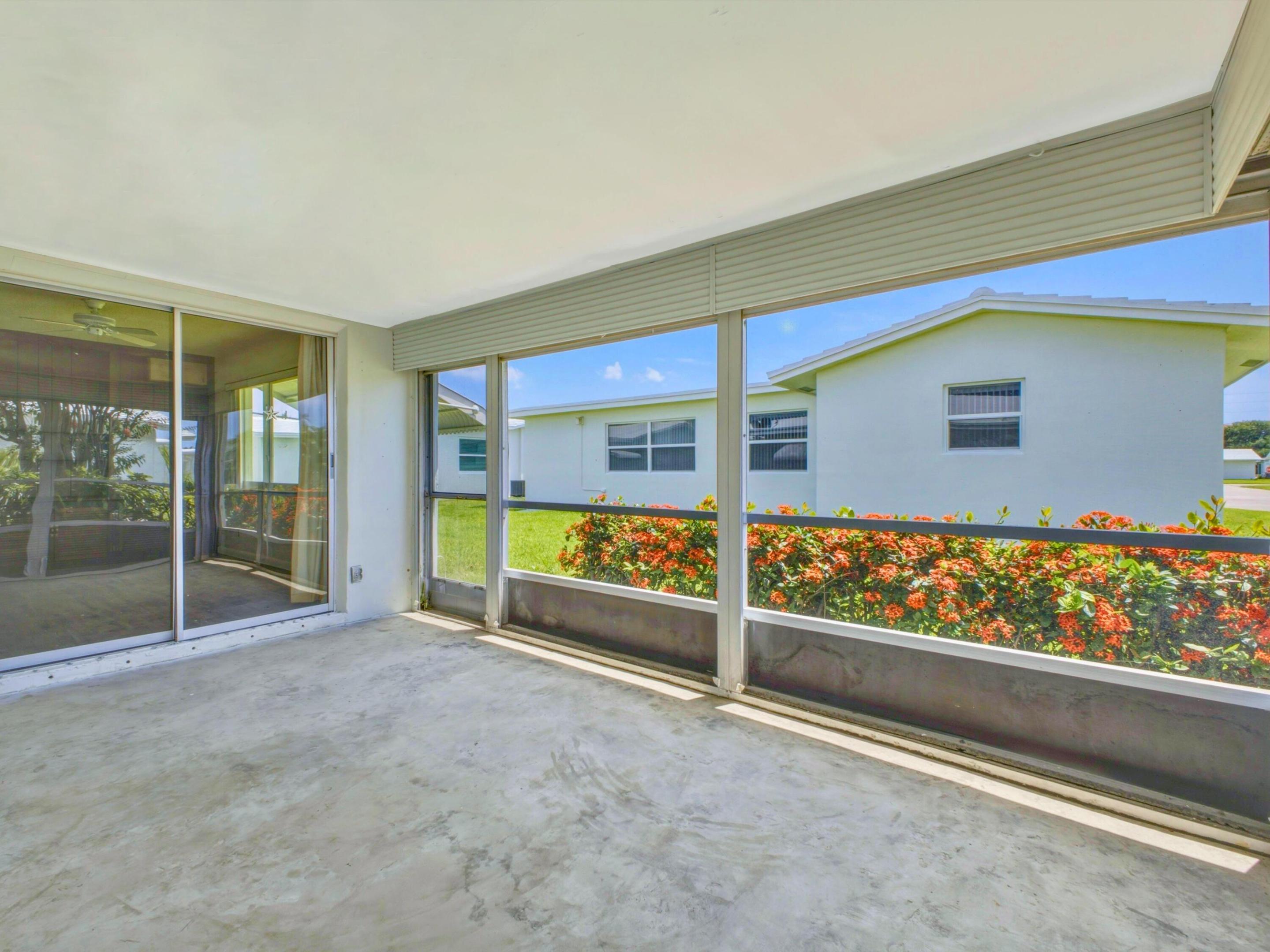 PALM BEACH LEISUREVILLE SEC 9 - Residential