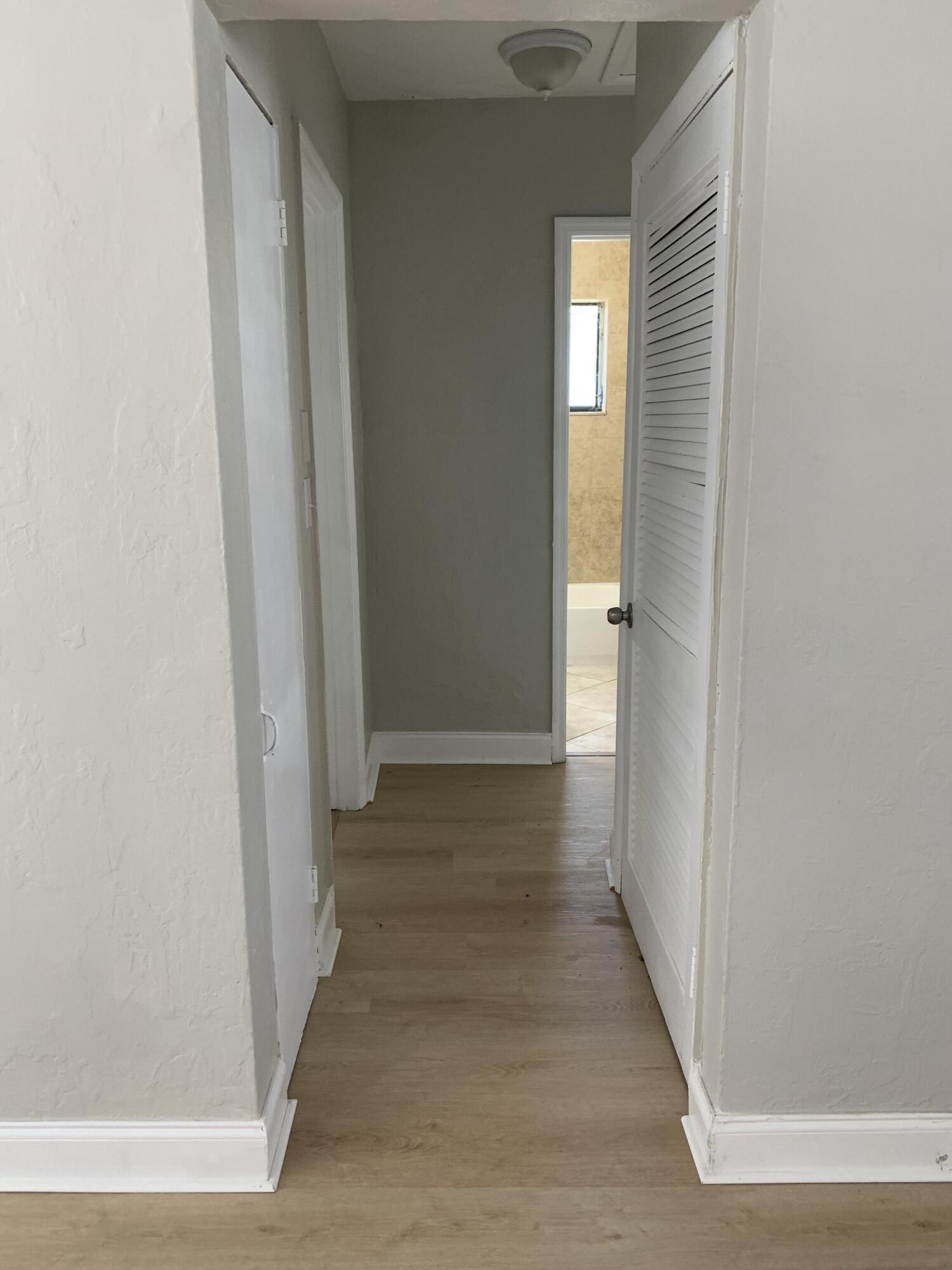 BROWARD ESTATES SEC 2 - Residential