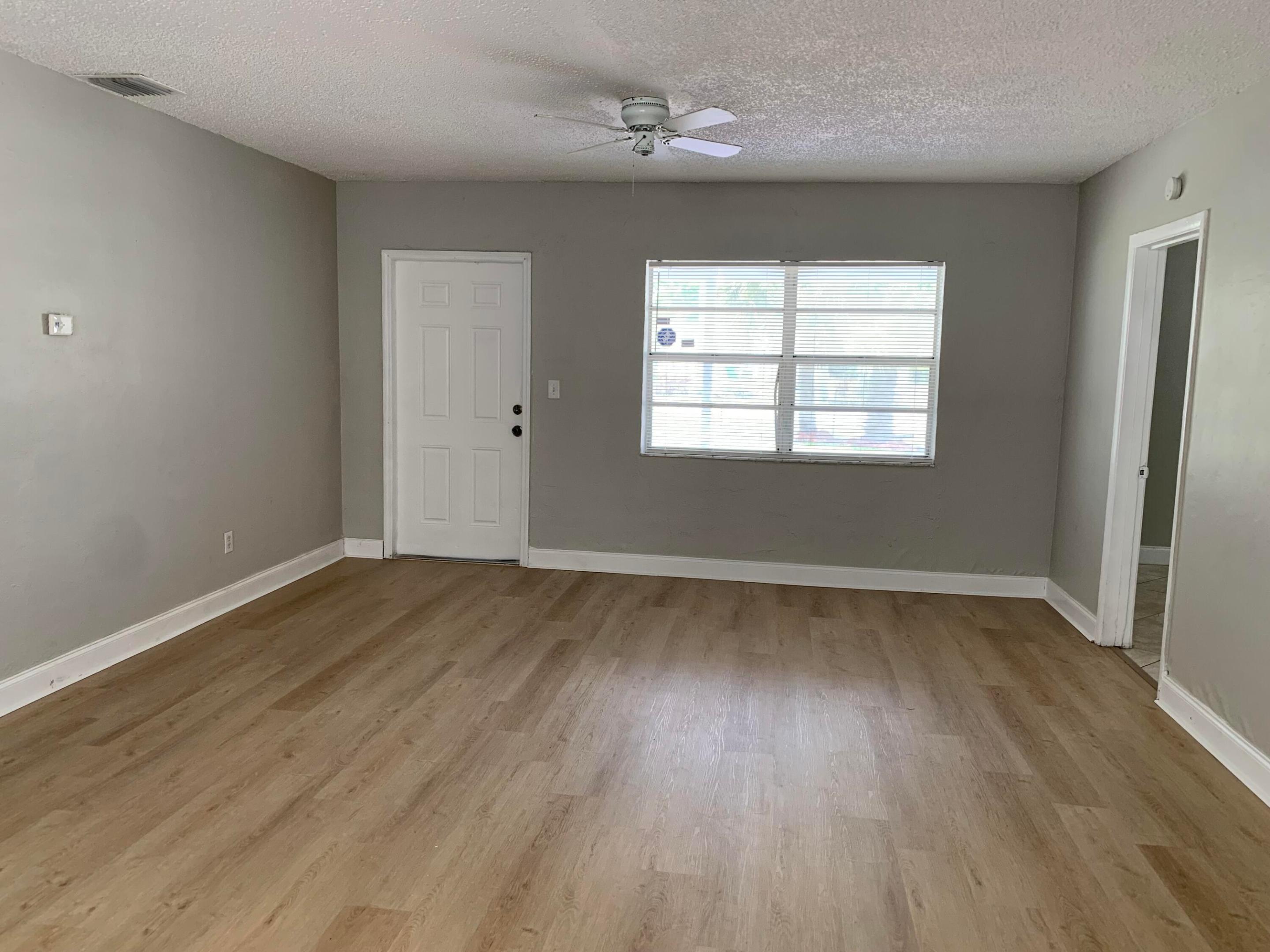 BROWARD ESTATES SEC 2 - Residential