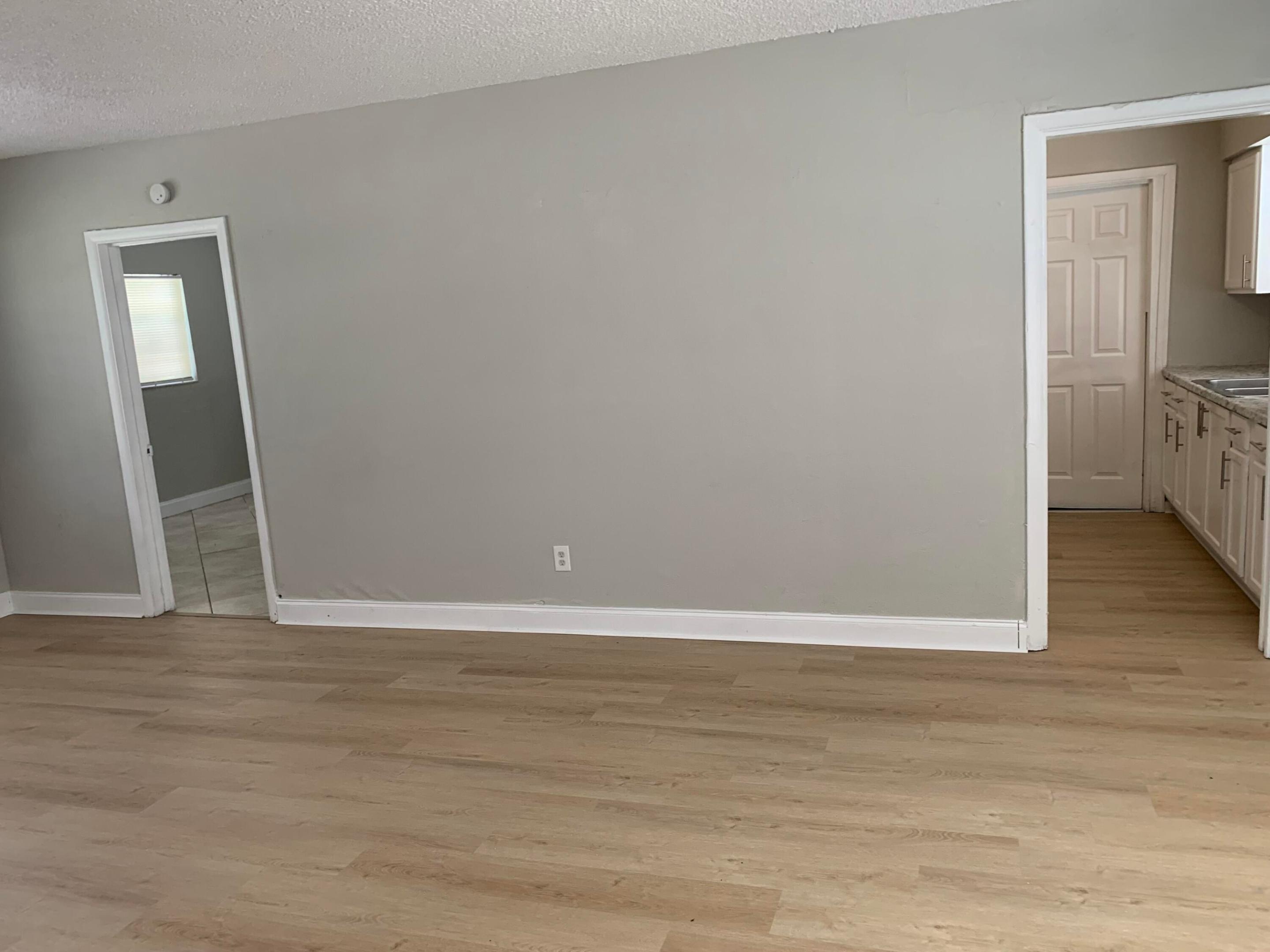 BROWARD ESTATES SEC 2 - Residential