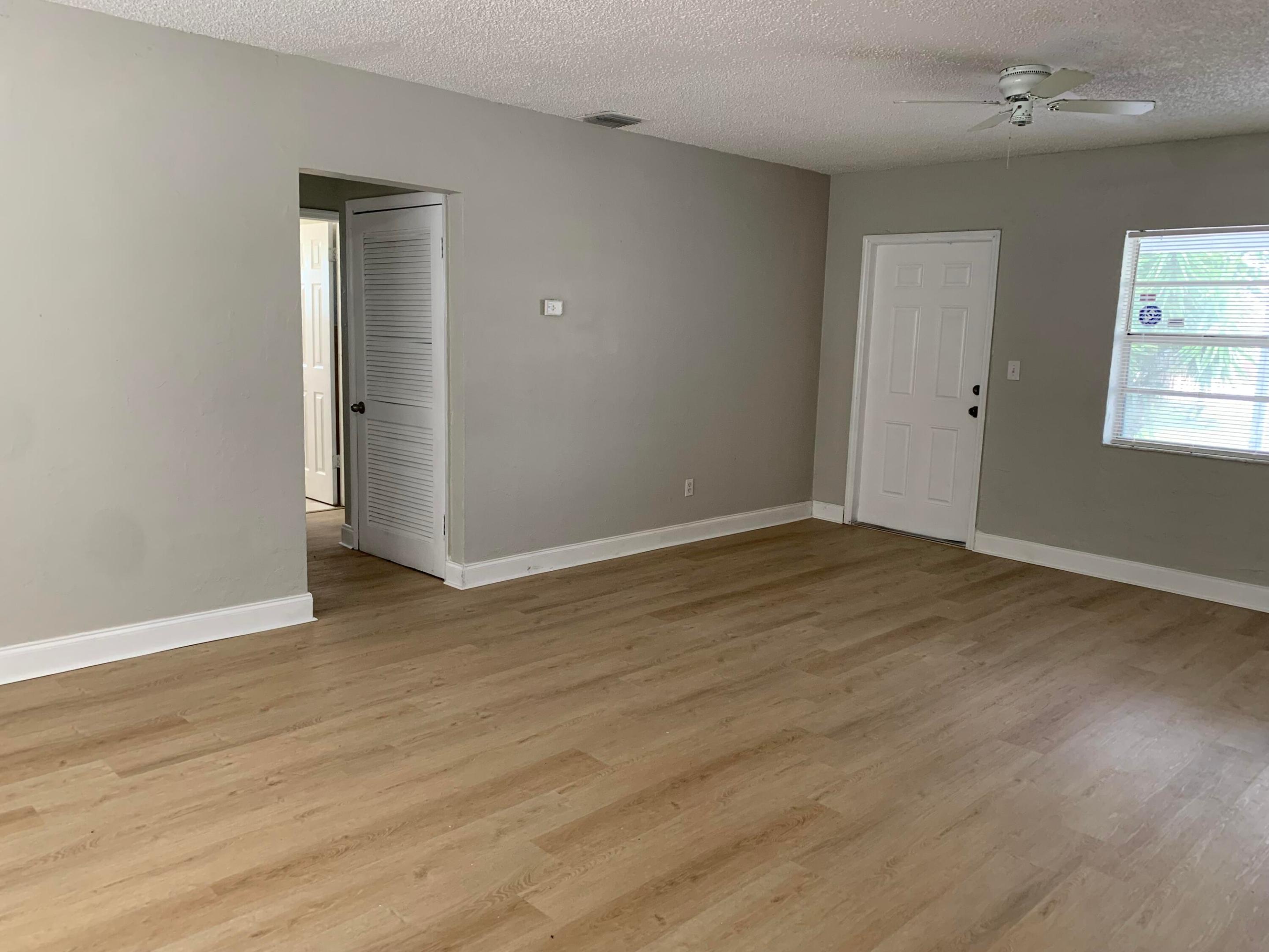 BROWARD ESTATES SEC 2 - Residential