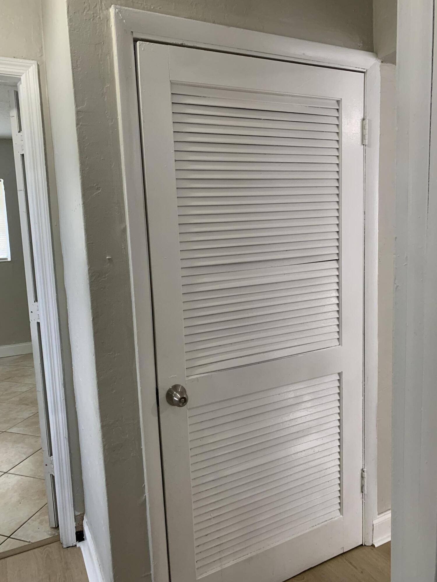 BROWARD ESTATES SEC 2 - Residential