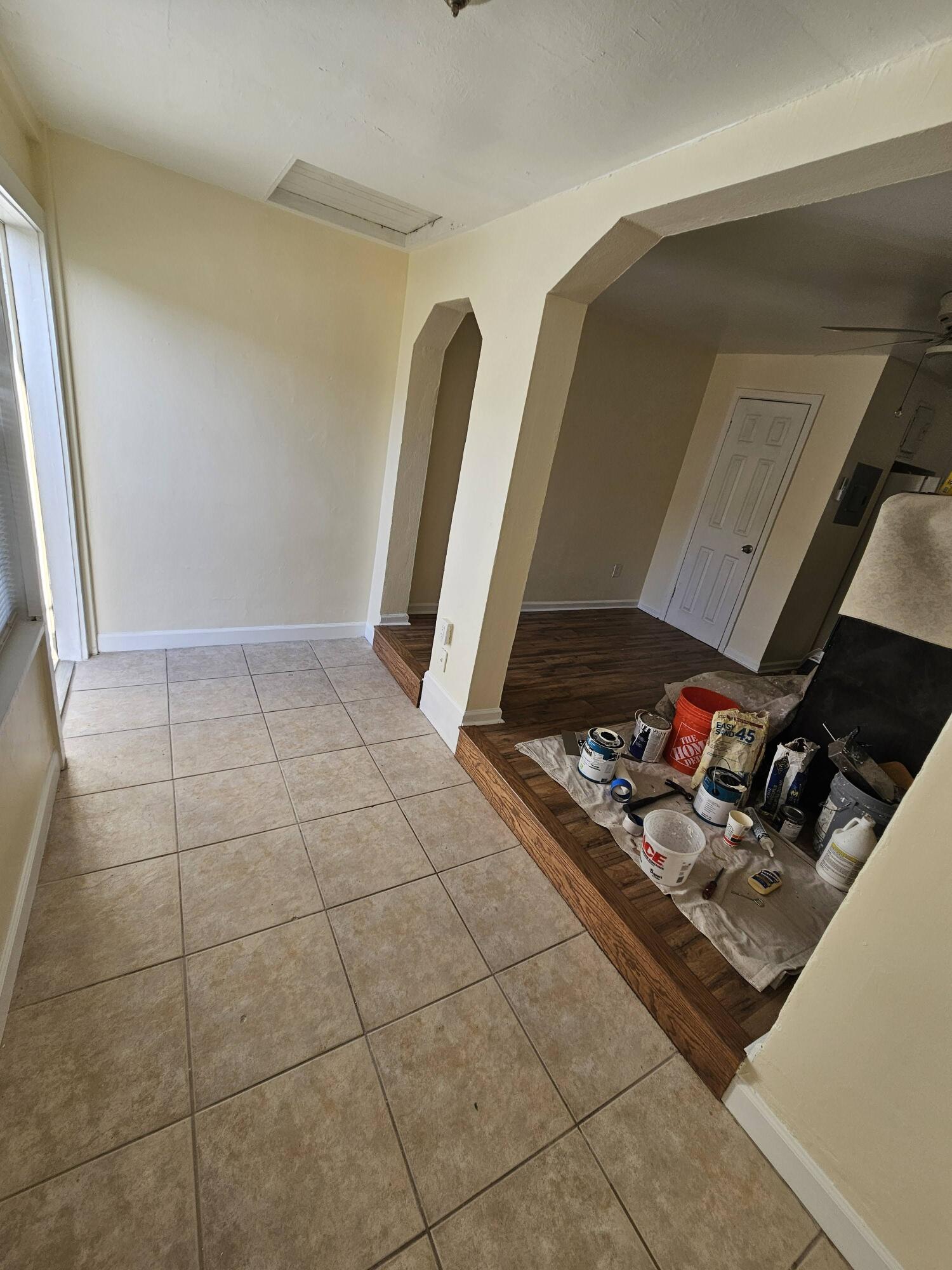 LANTANA POINT - Residential Lease
