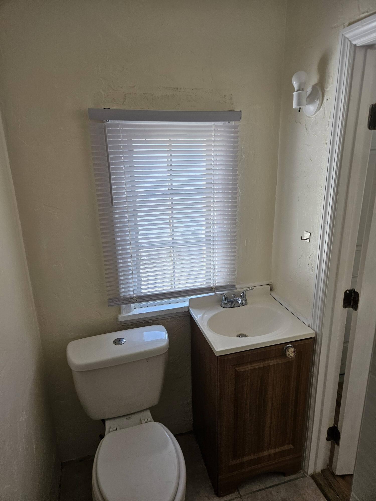 LANTANA POINT - Residential Lease