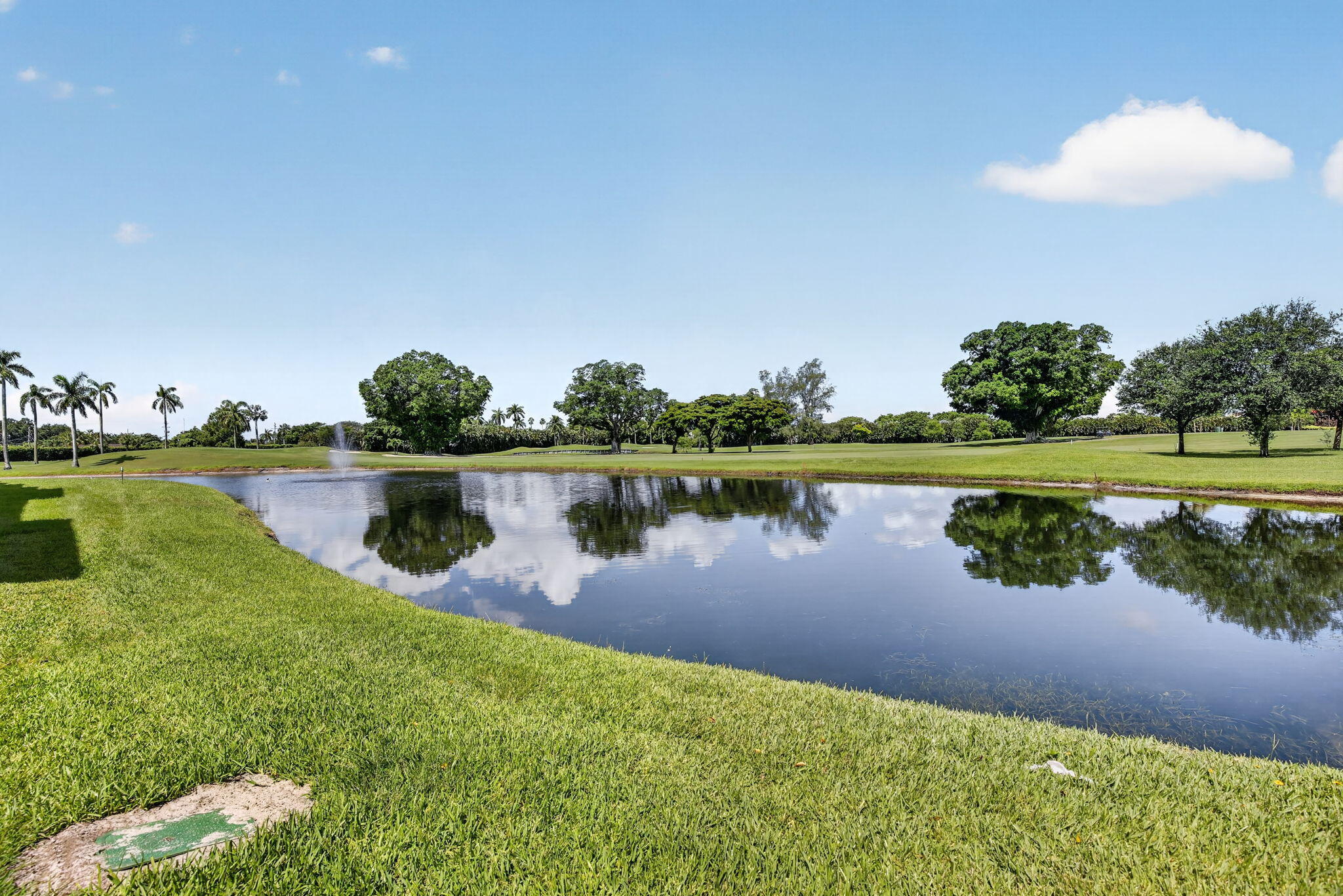 Hollybrook Golf and Tennis Club - Residential