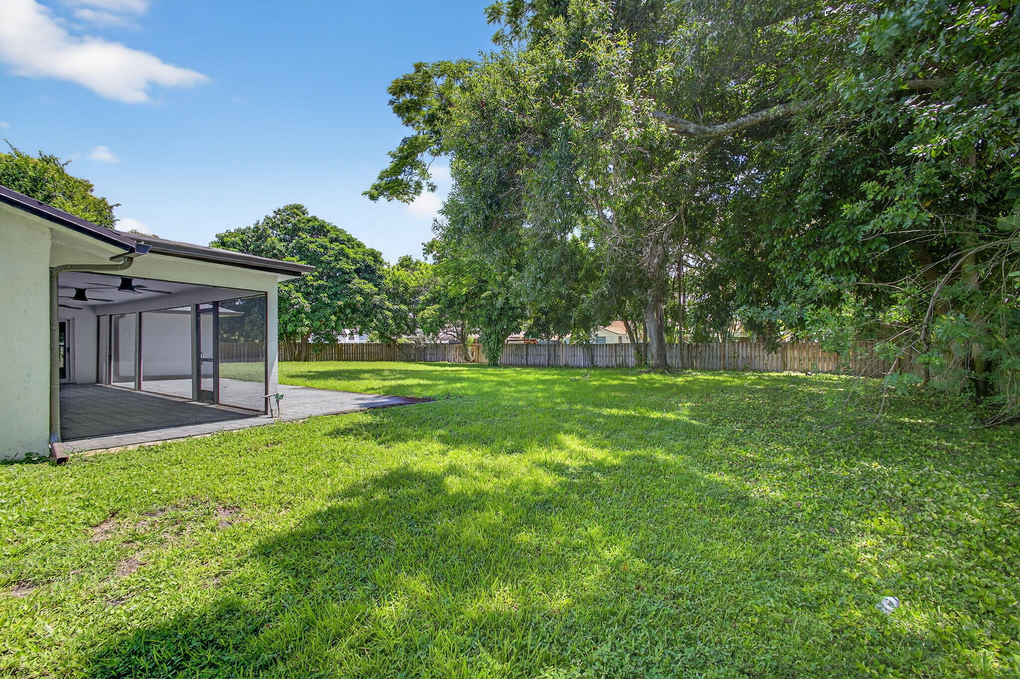 PINEWOOD EAST 2 OF WELLINGTON - Residential Lease