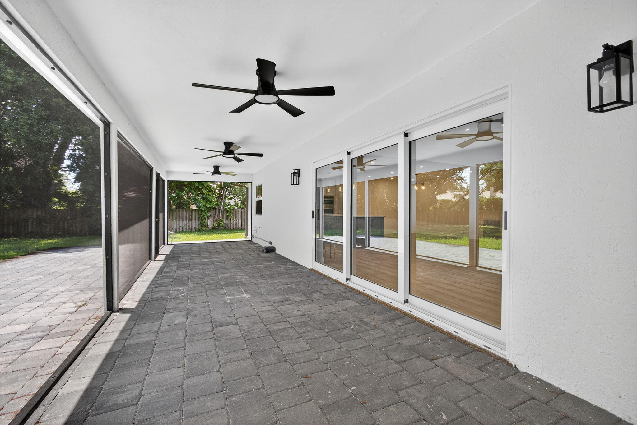 PINEWOOD EAST 2 OF WELLINGTON - Residential Lease
